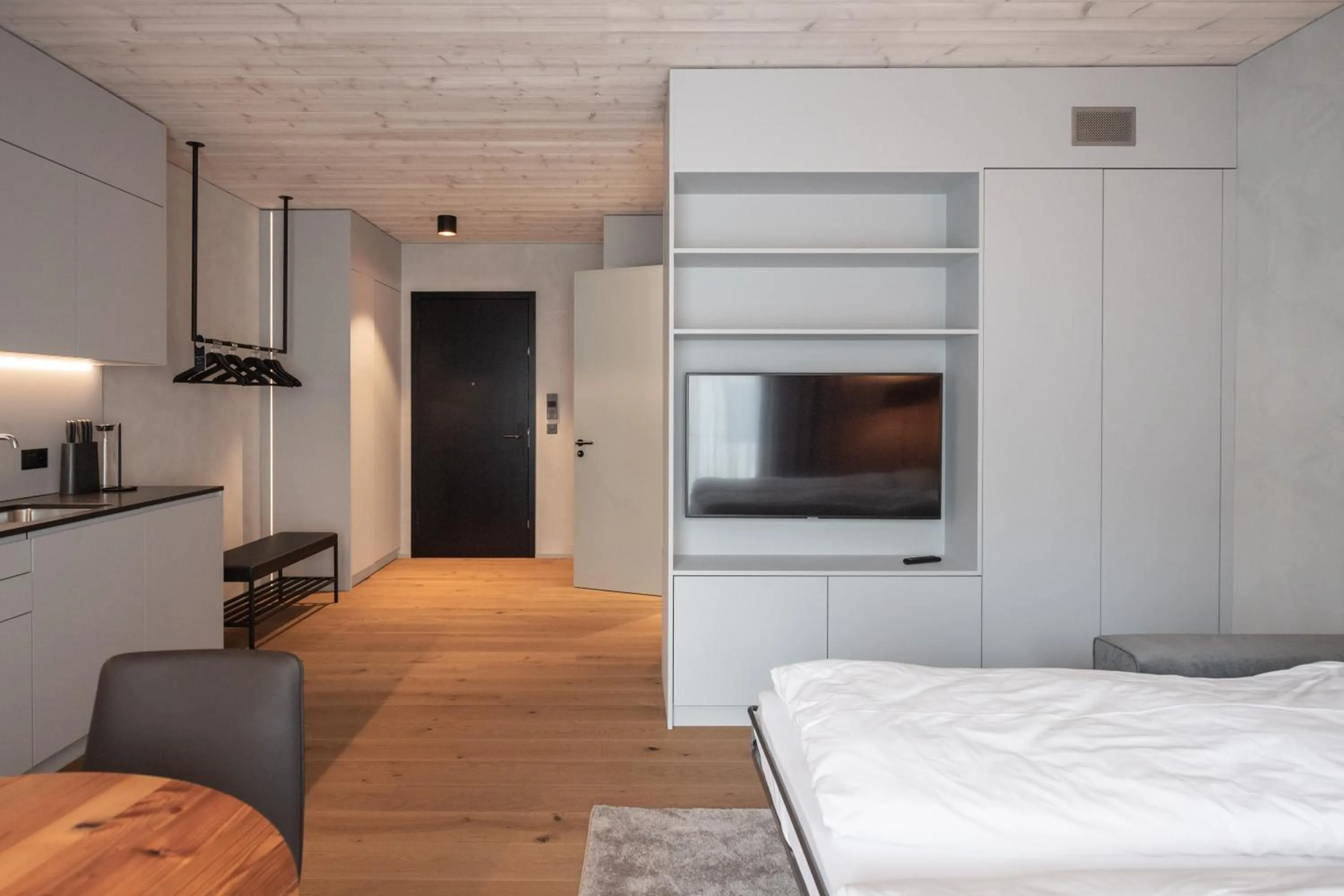 Bedroom, Bed in Andermatt Alpine Apartments
