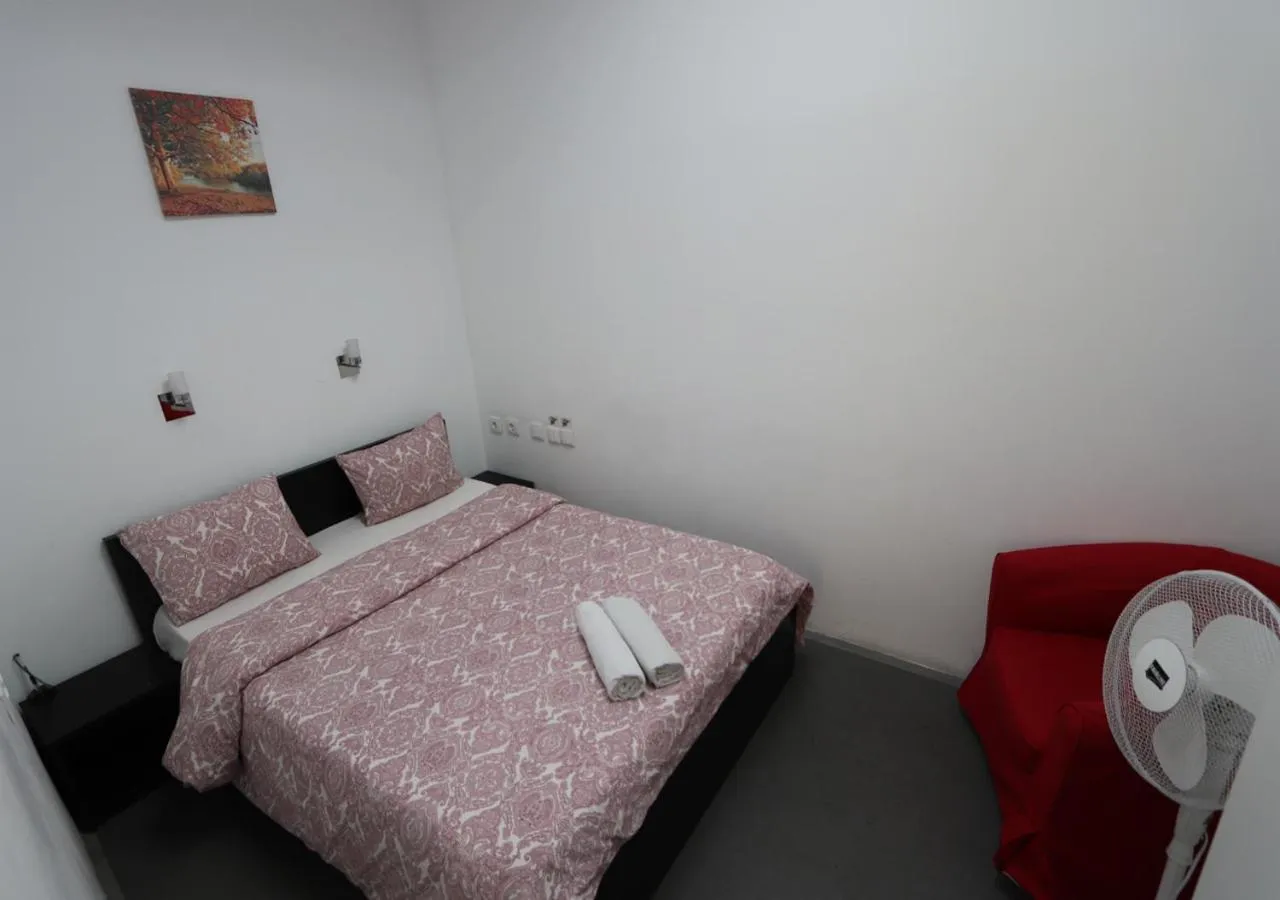 Bedroom, Bed in Welcome Guest House