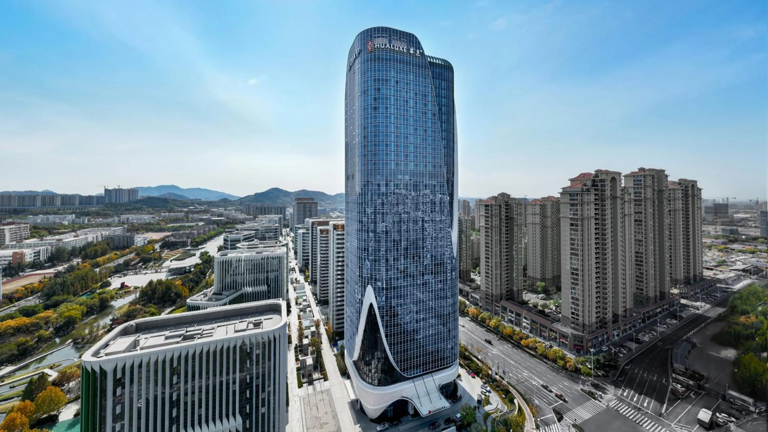 Property building in HUALUXE Hotels and Resorts Qingdao Licang, an IHG Hotel