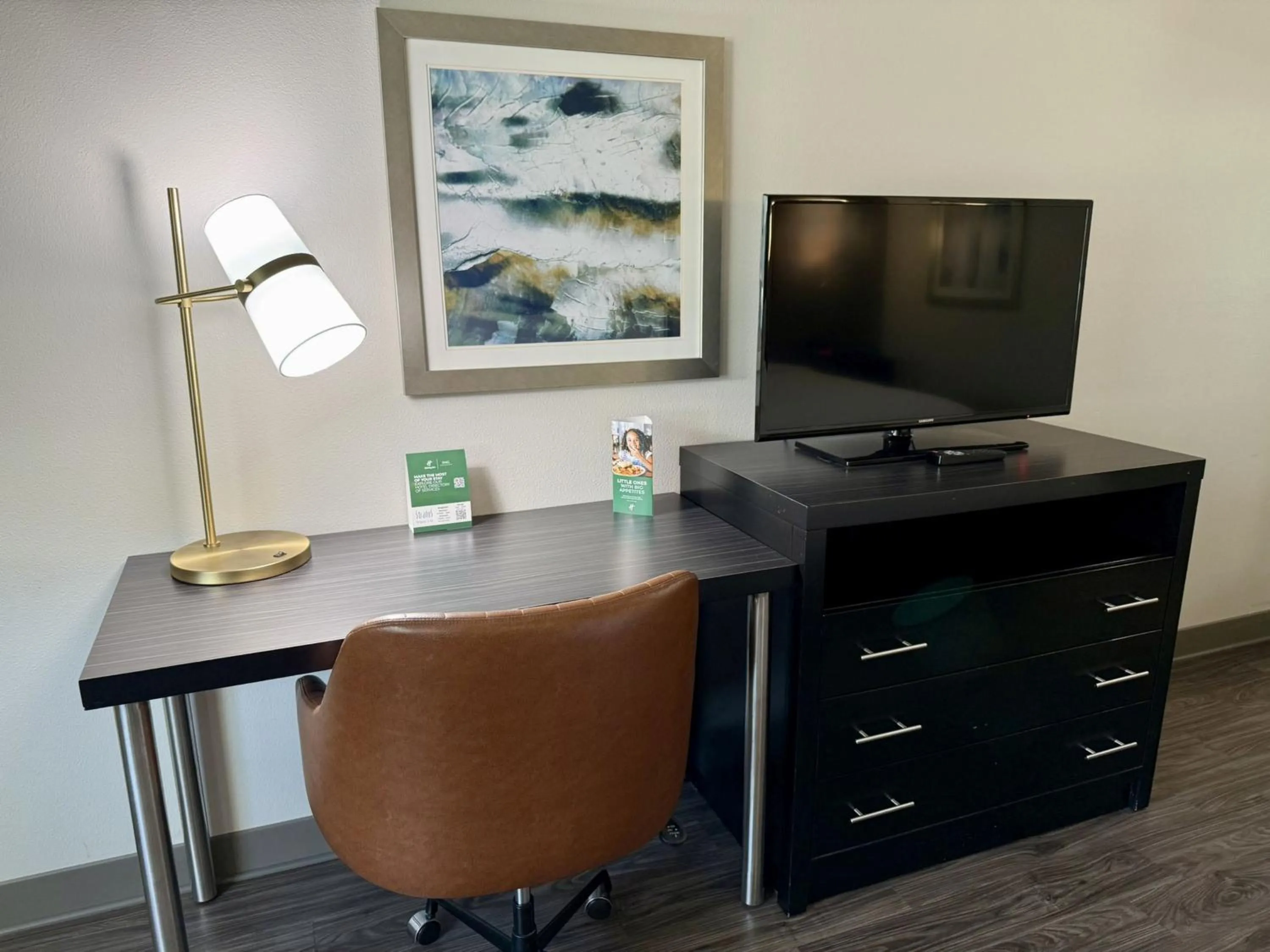 Photo of the whole room in Holiday Inn Carlsbad/San Diego, an IHG Hotel