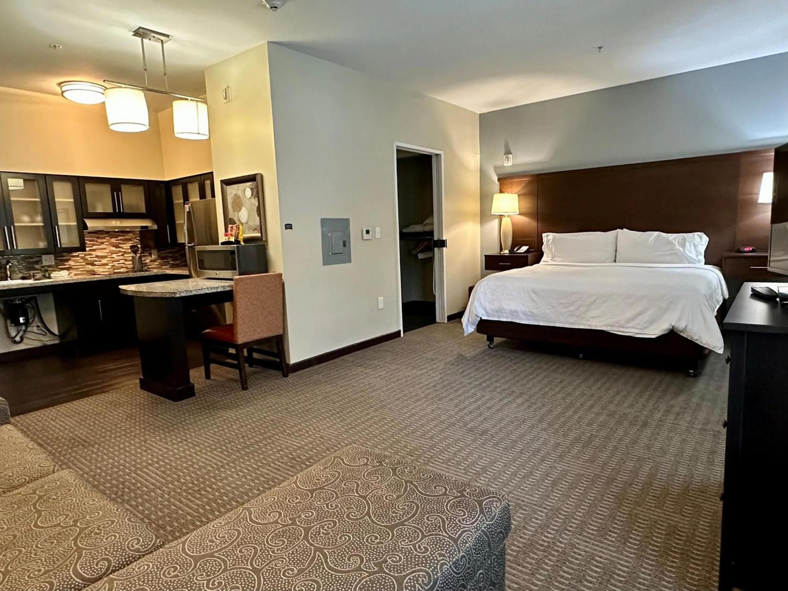 Photo of the whole room, Bed in Staybridge Suites Carlsbad/San Diego by IHG