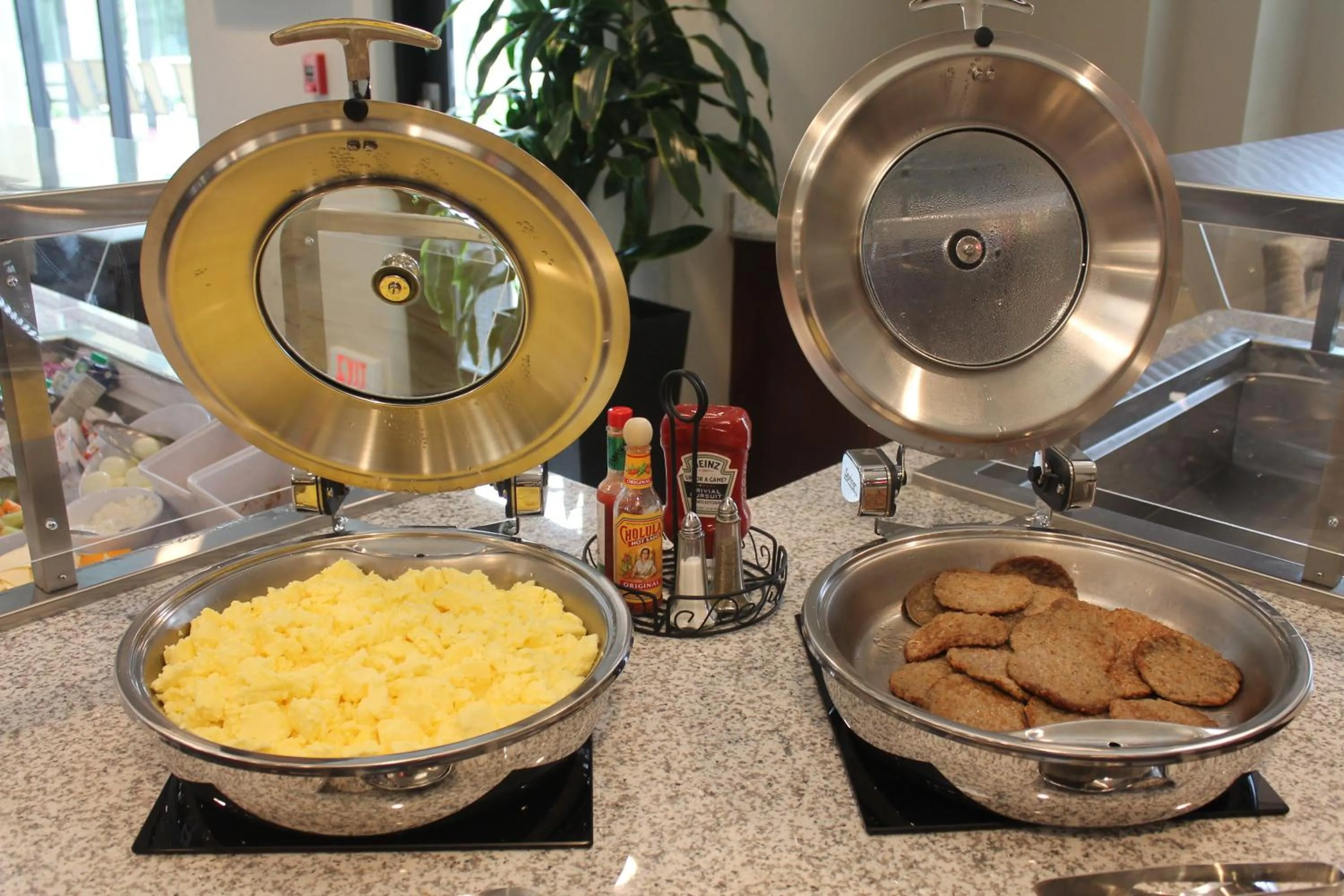 Breakfast in Staybridge Suites Carlsbad/San Diego by IHG