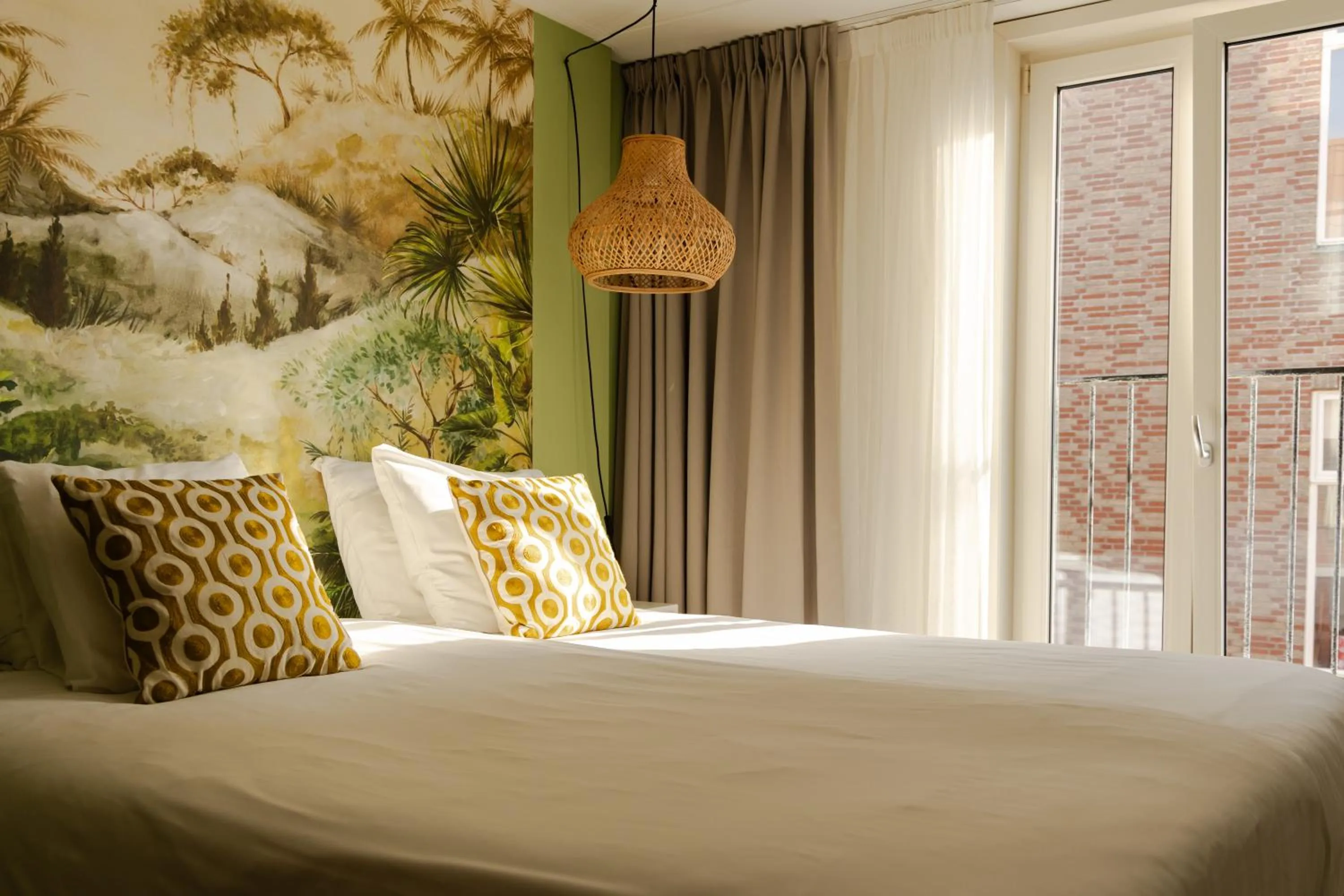 Bed in Boutique Hotel Charley's