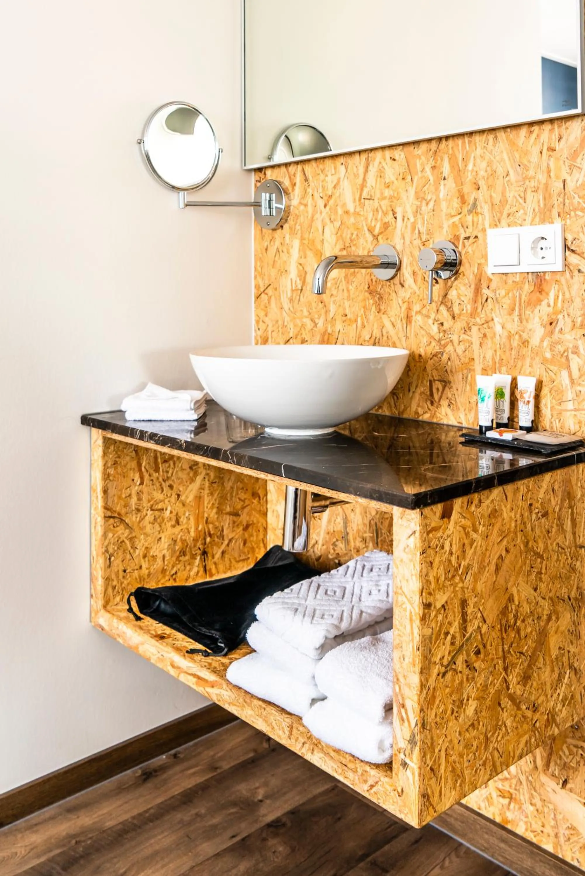 Bathroom in Boutique Hotel Charley's