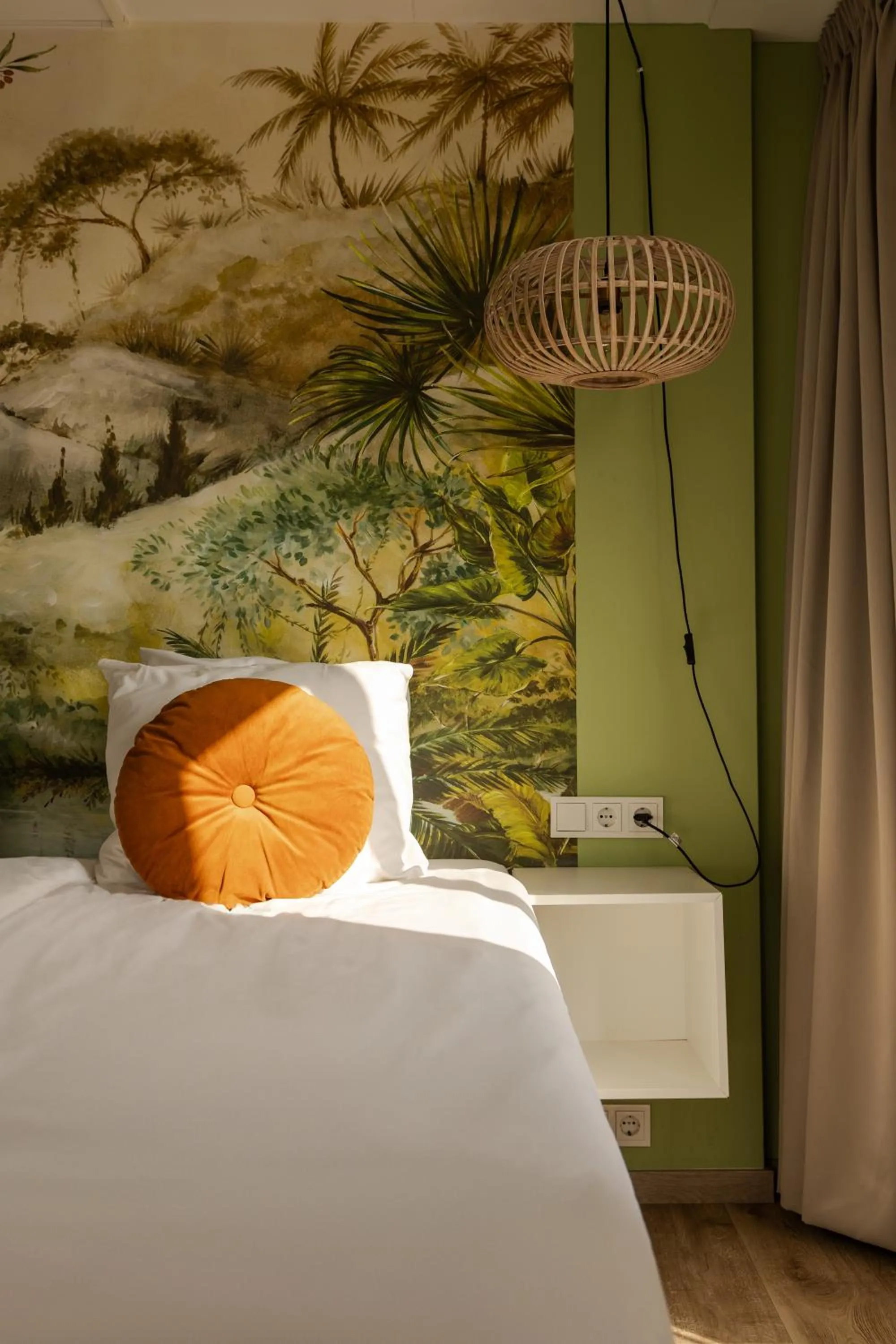 Bed in Boutique Hotel Charley's