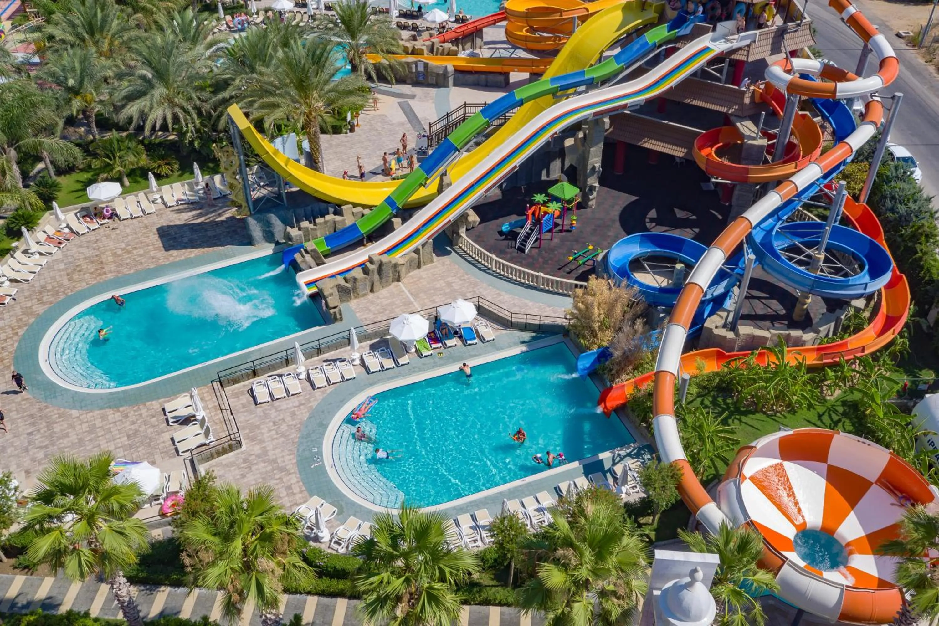 Aqua park in Royal Taj Mahal Hotel