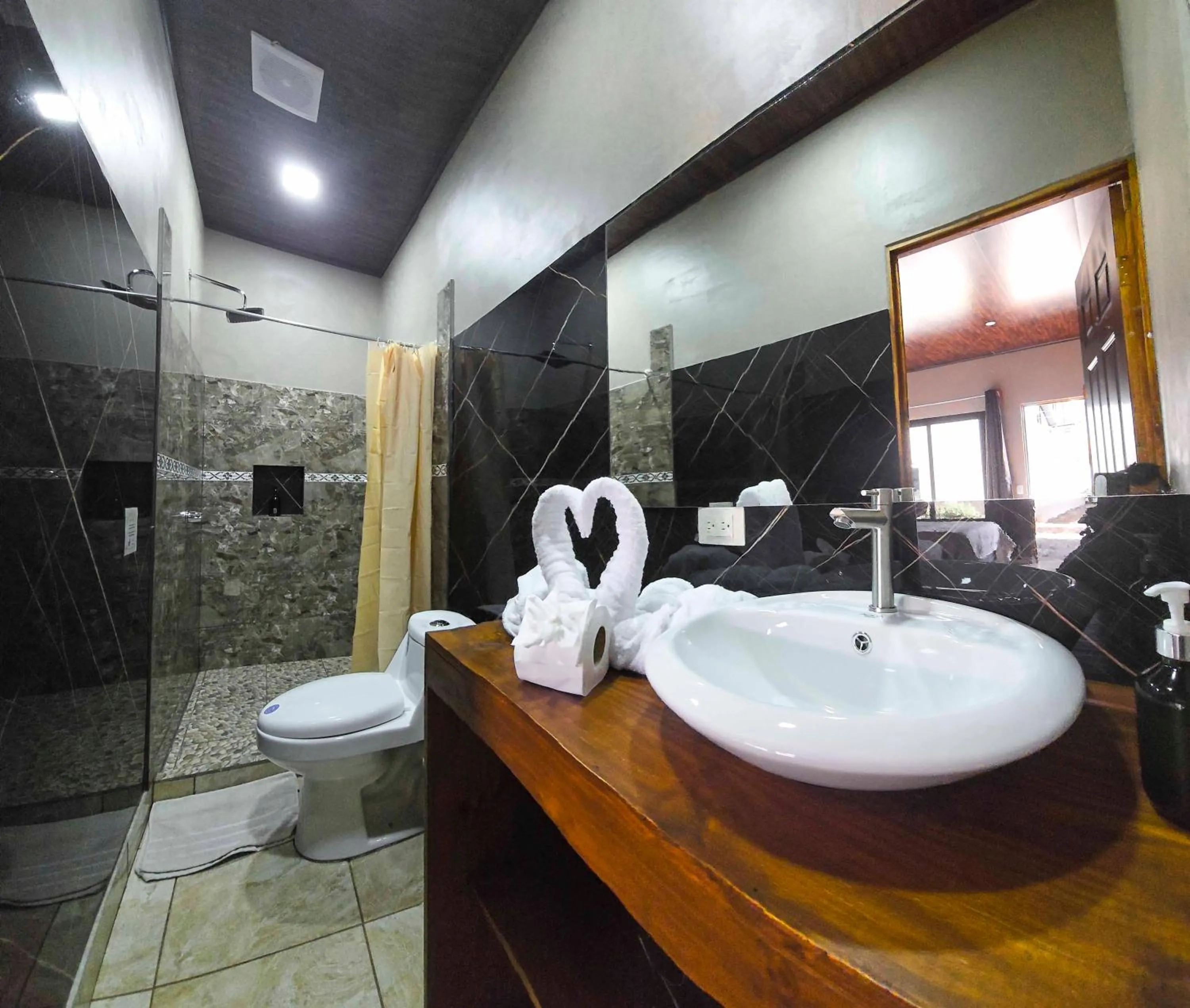 Bathroom in Hotel Almore