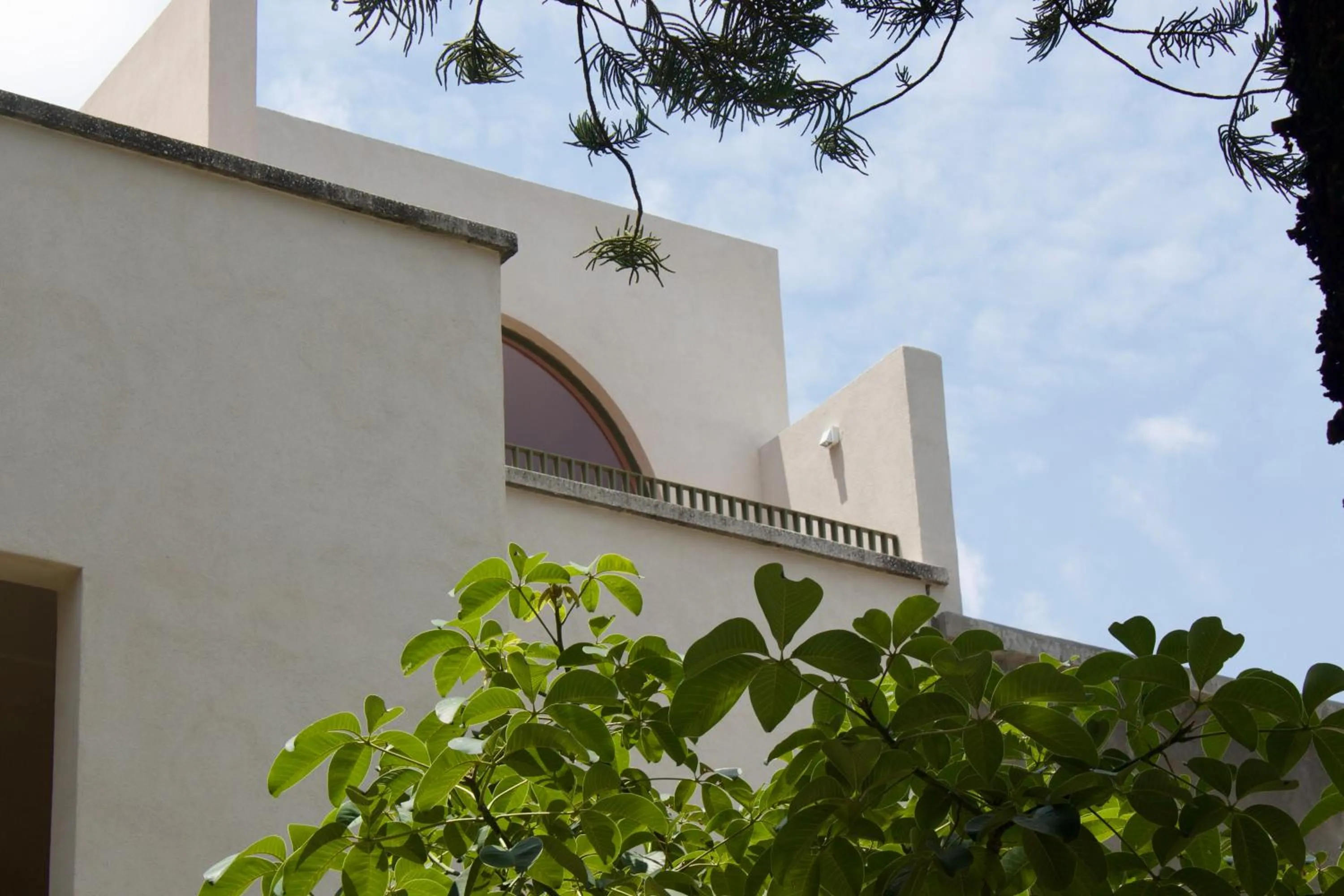 Facade/entrance in Casa España