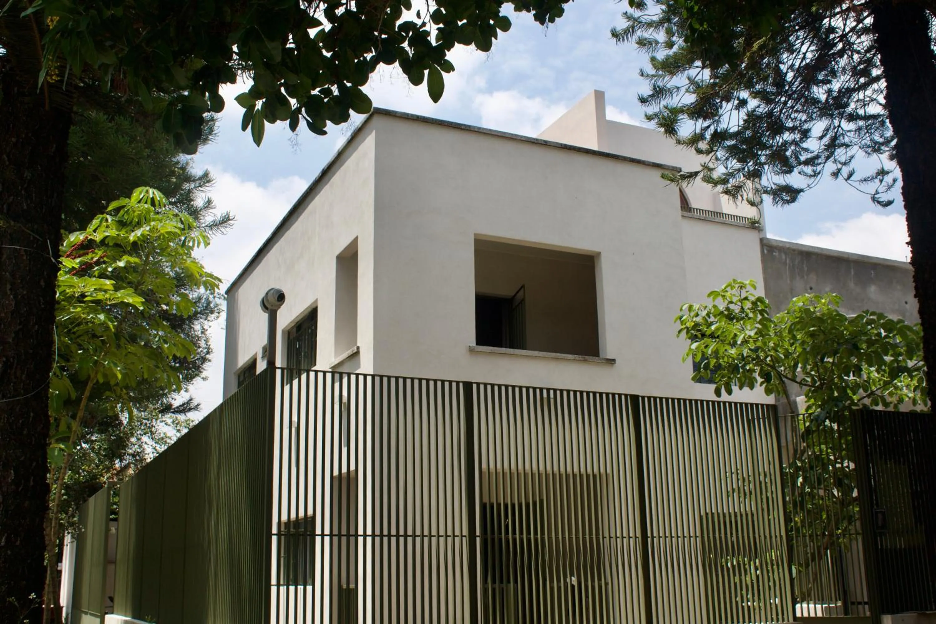 Facade/entrance in Casa España
