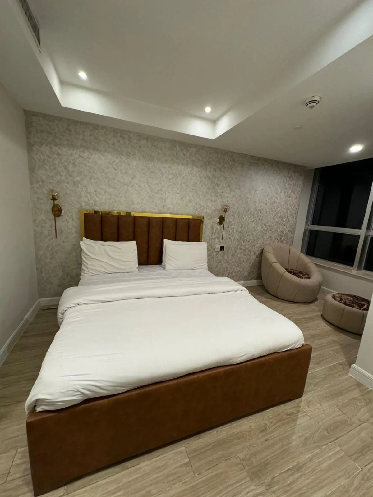 Bedroom, Bed in The Centaurus Apartments