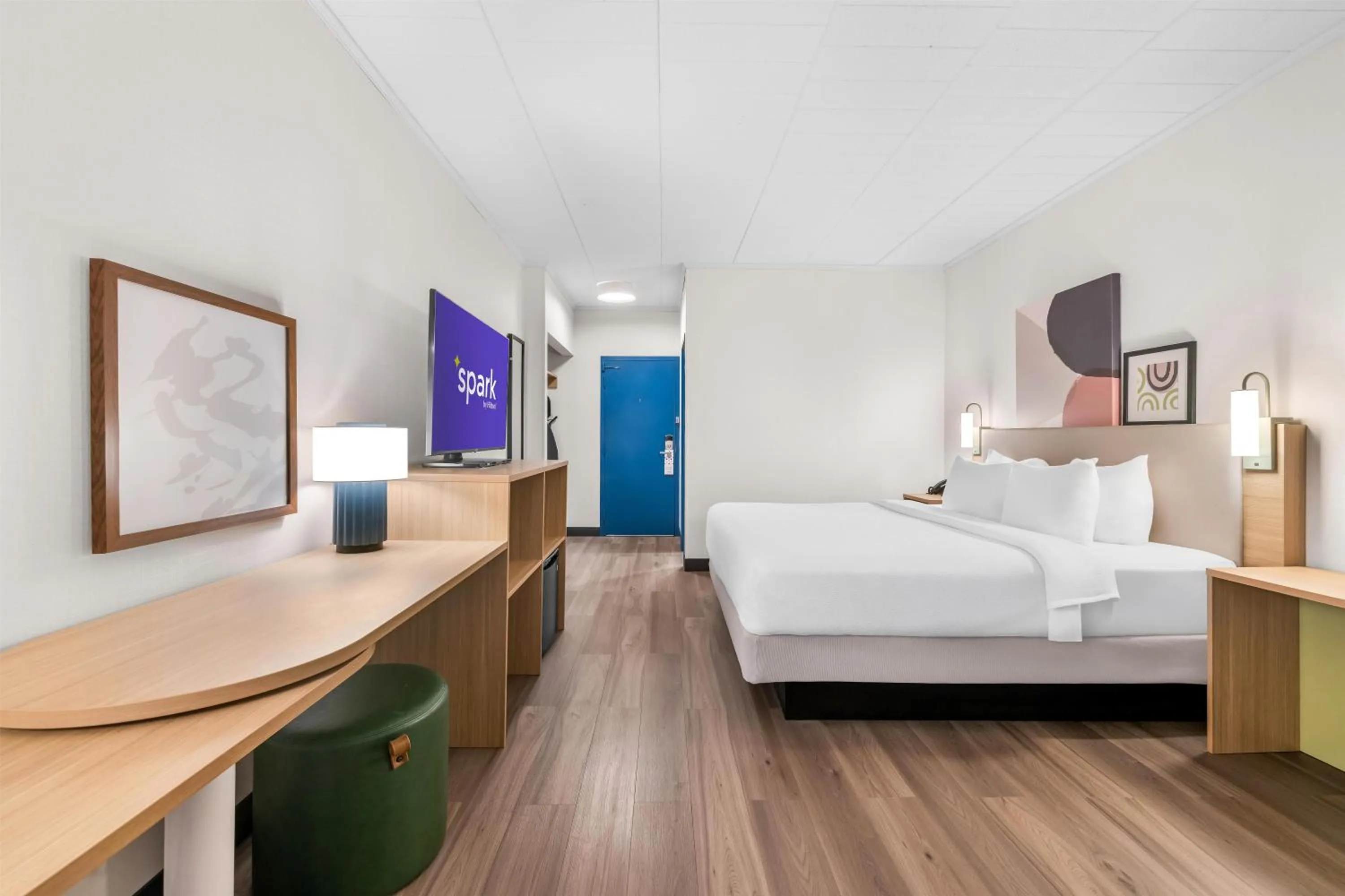 Bed in Spark by Hilton Lockport