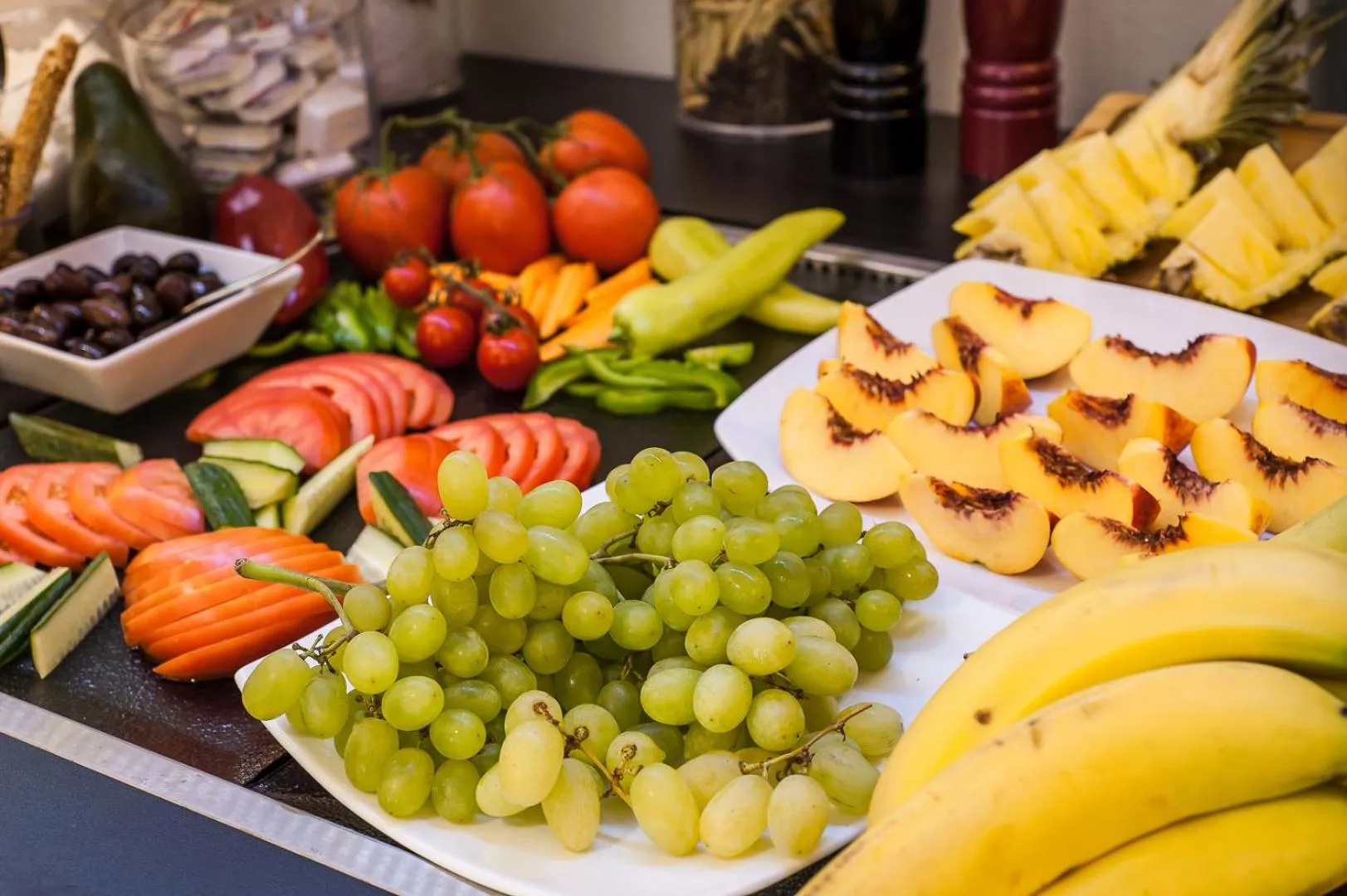 Food and drinks in Aktaia Boutique Hotel