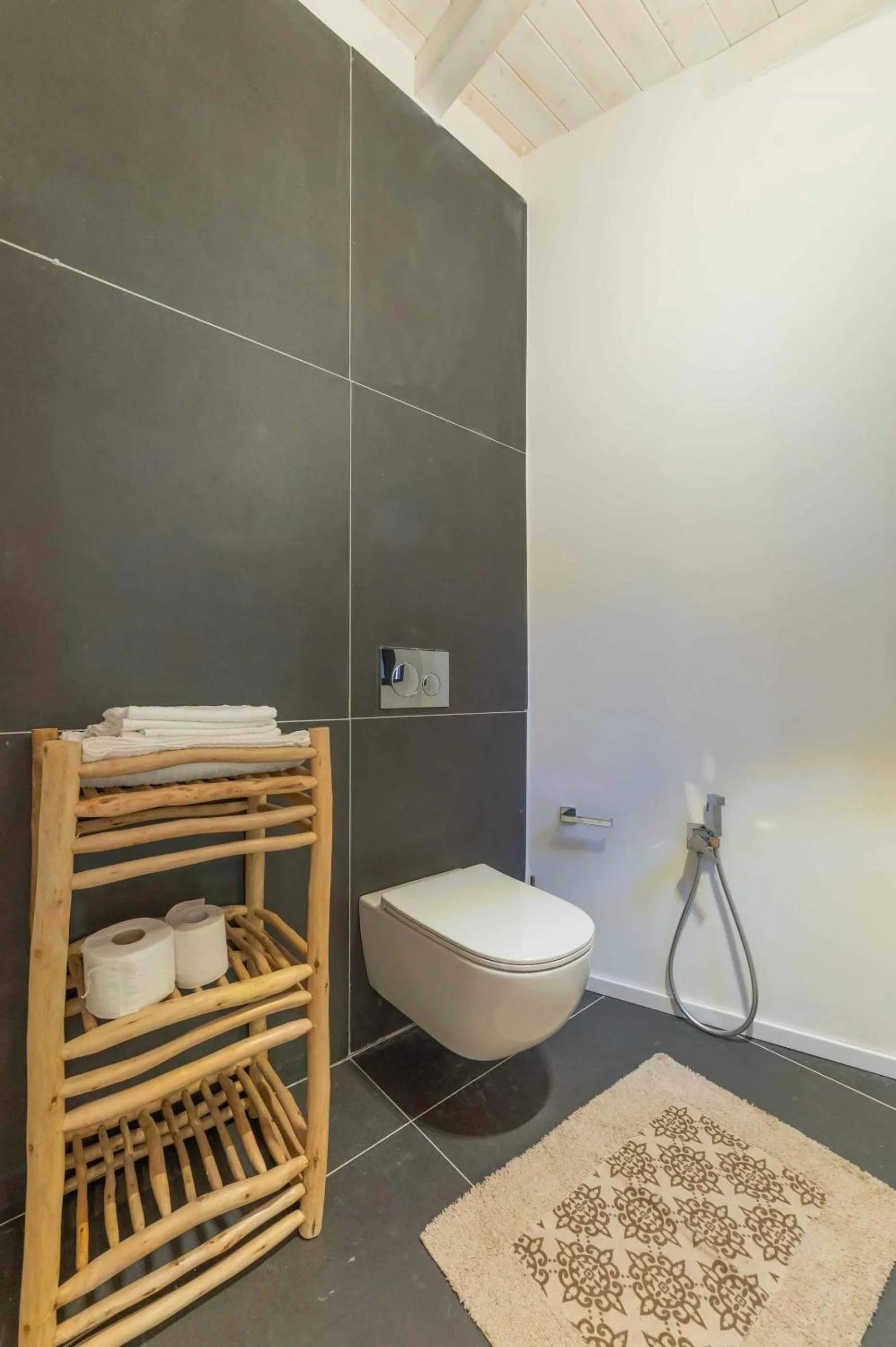 Bathroom in Etna Botanic Garden