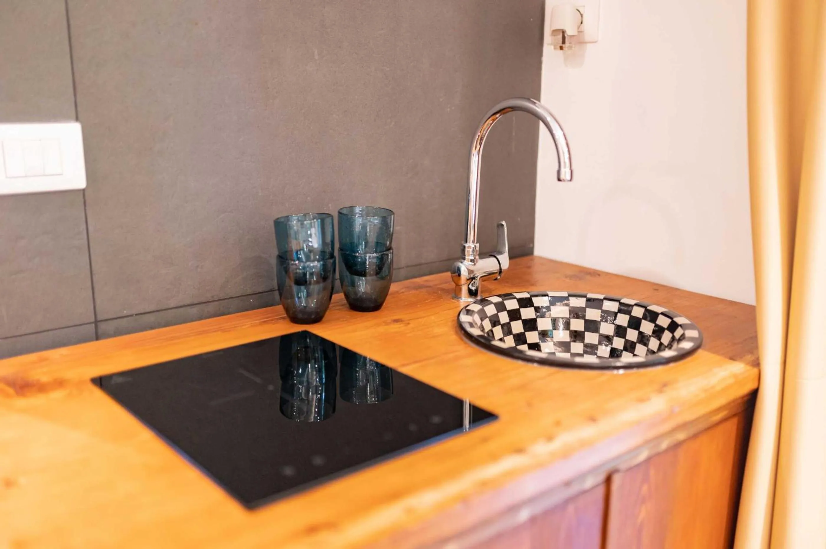 Kitchen or kitchenette in Etna Botanic Garden