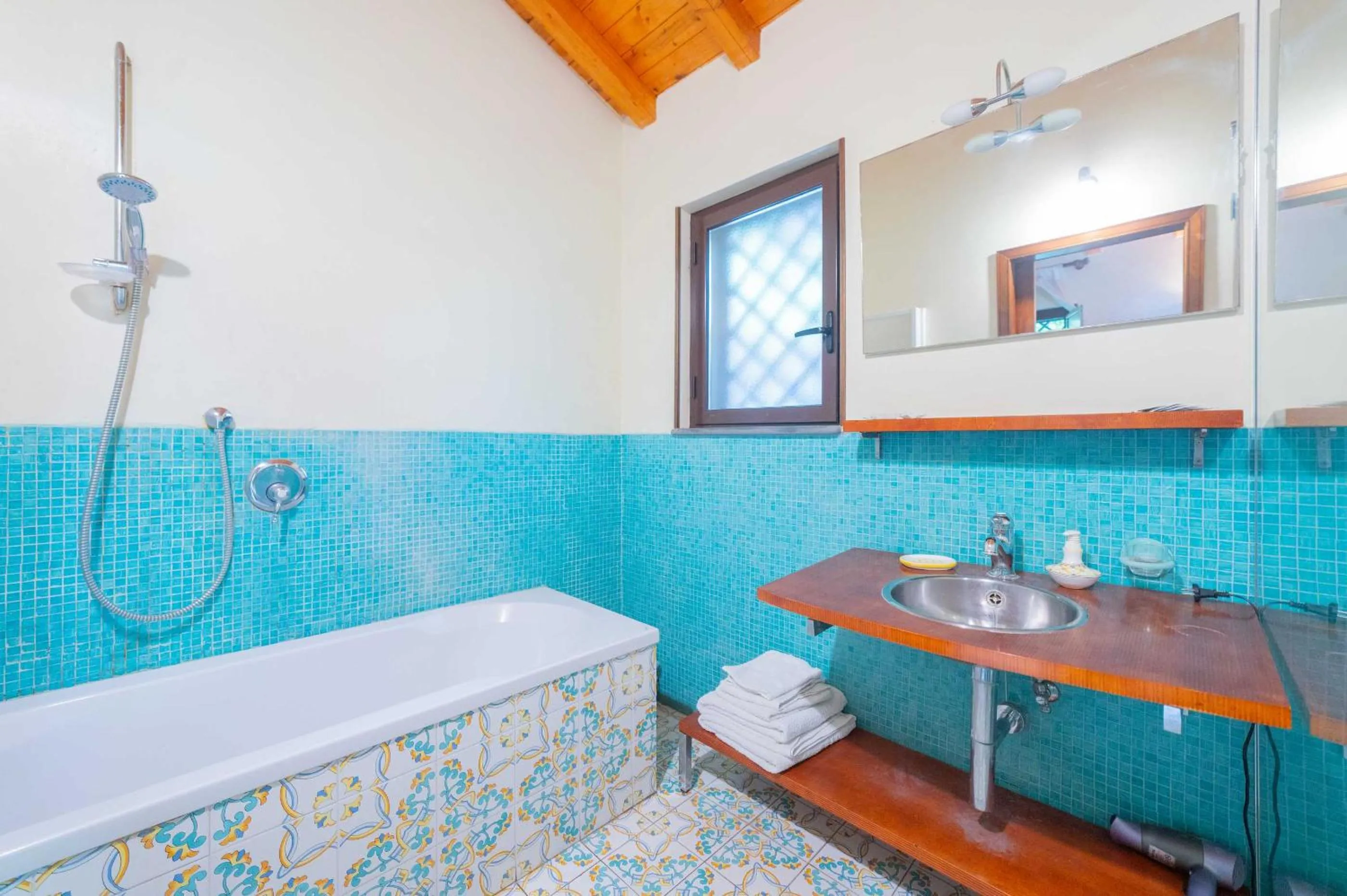 Bathroom in Etna Botanic Garden