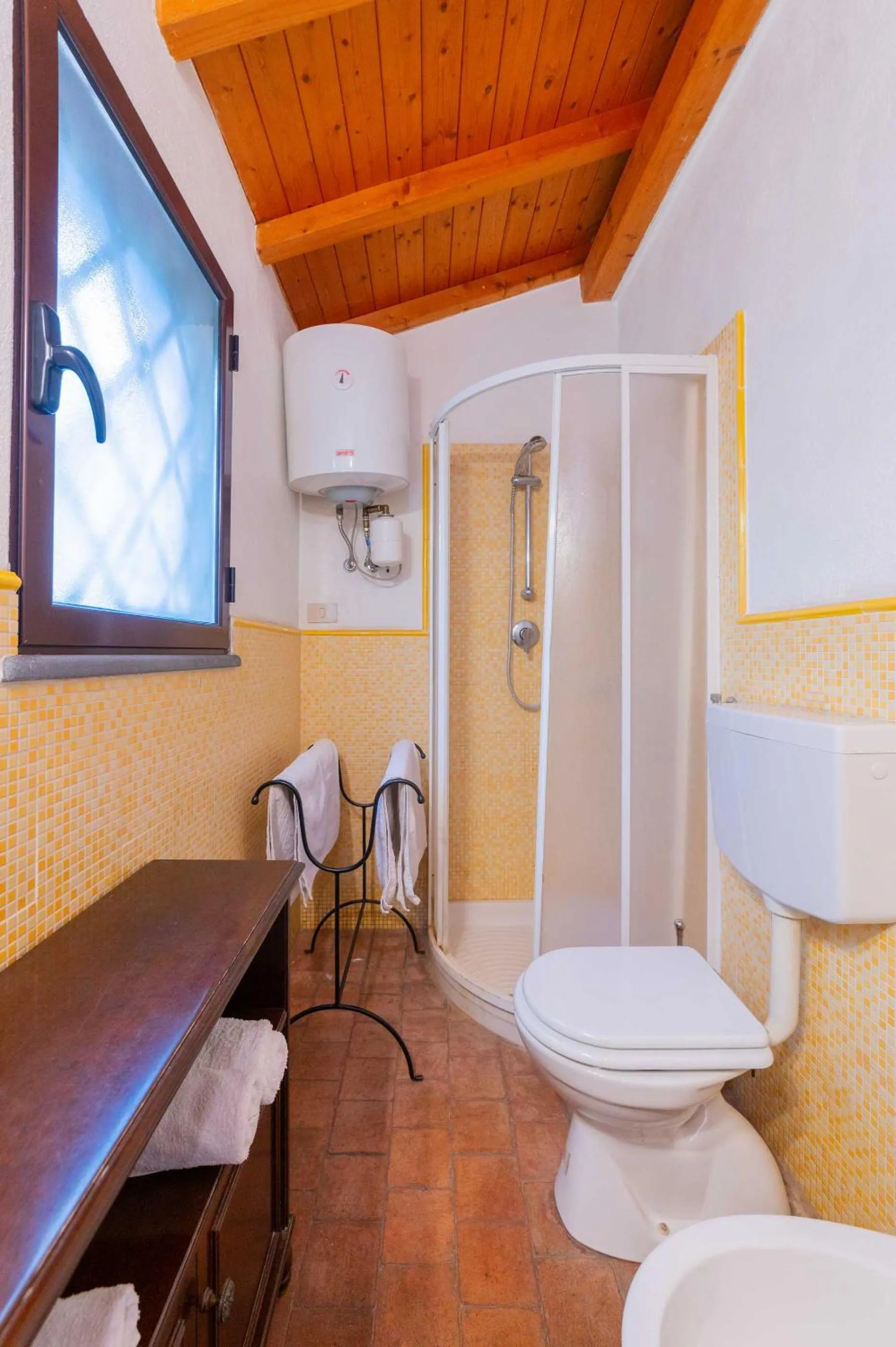 Bathroom in Etna Botanic Garden