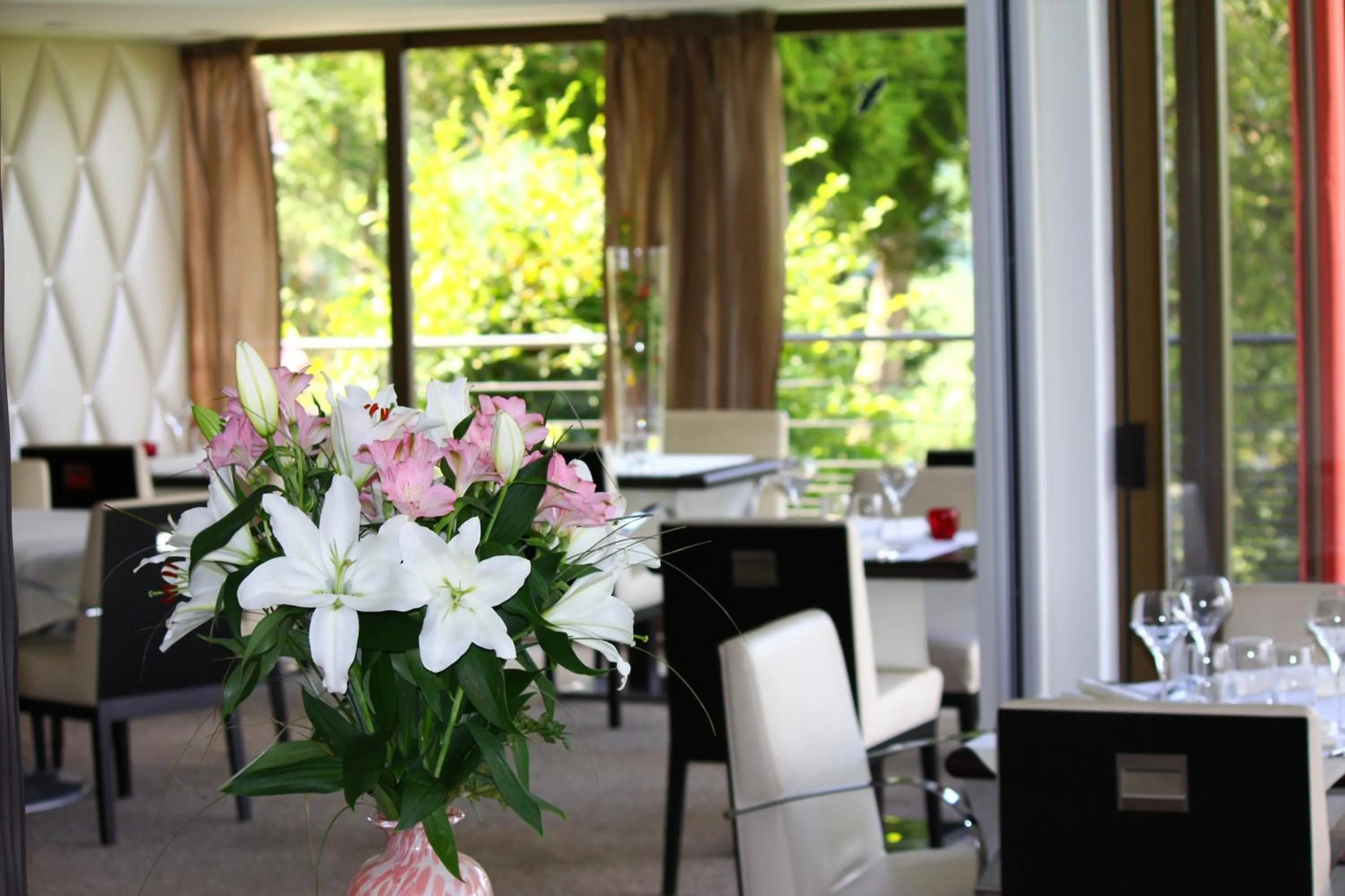 Restaurant/places to eat in Hôtel Restaurant Les Alisiers