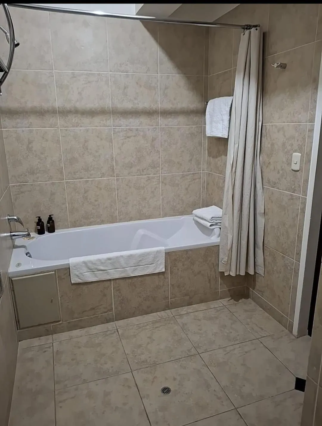 Bath in APU MOUNTAIN LODGE CUSCO