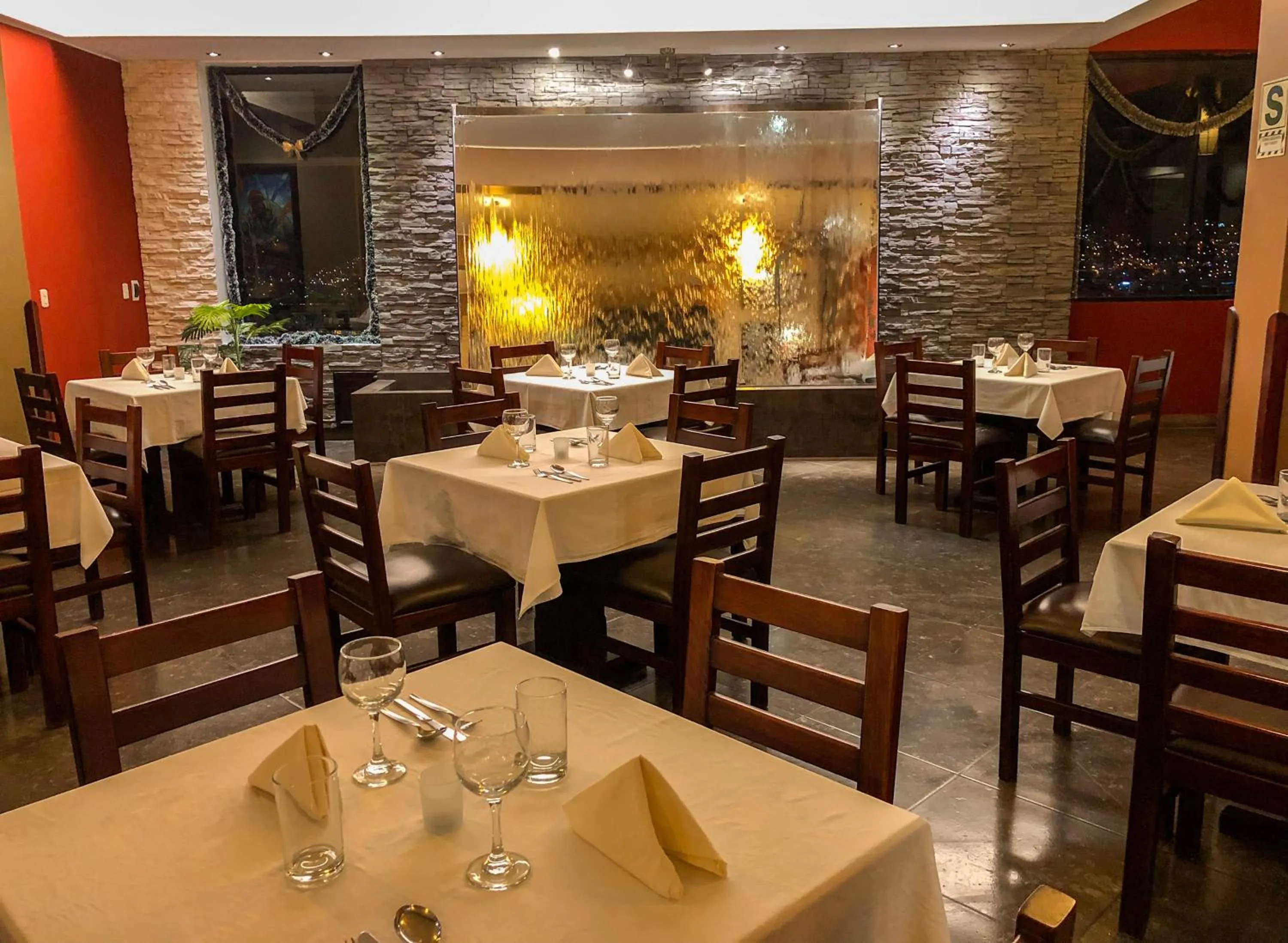 Restaurant/places to eat in APU MOUNTAIN LODGE CUSCO