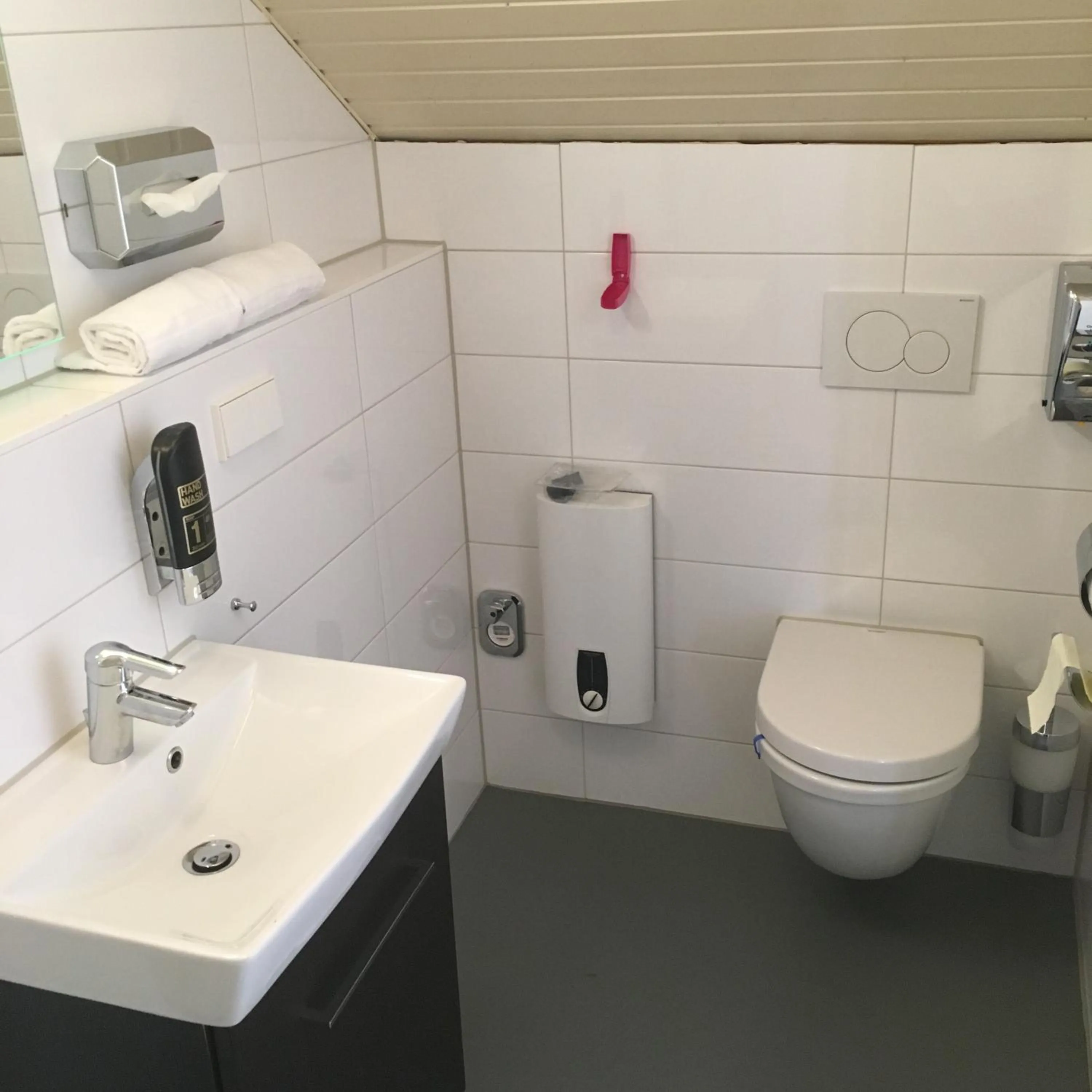 Toilet in Mille Stelle Hotel