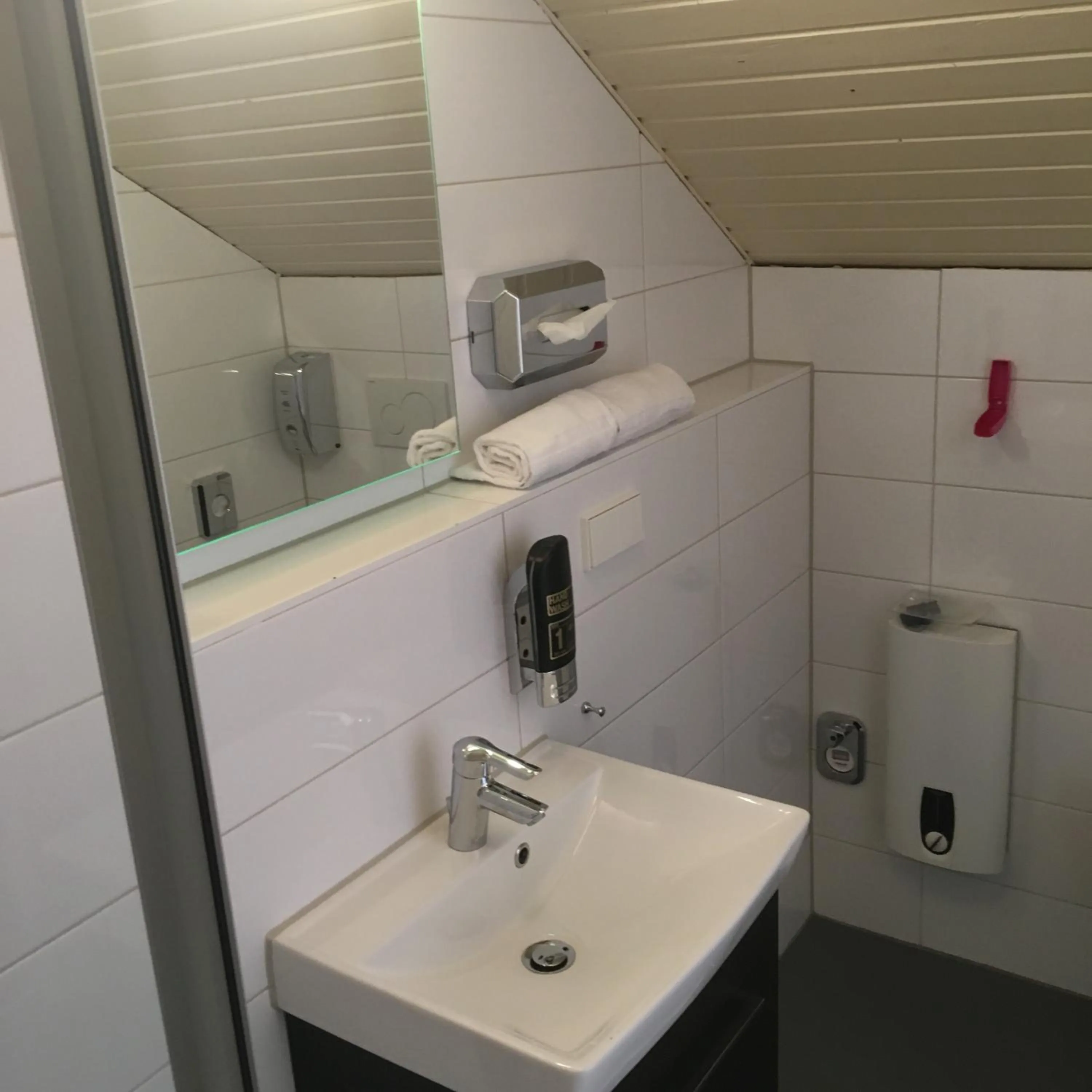 Toilet in Mille Stelle Hotel