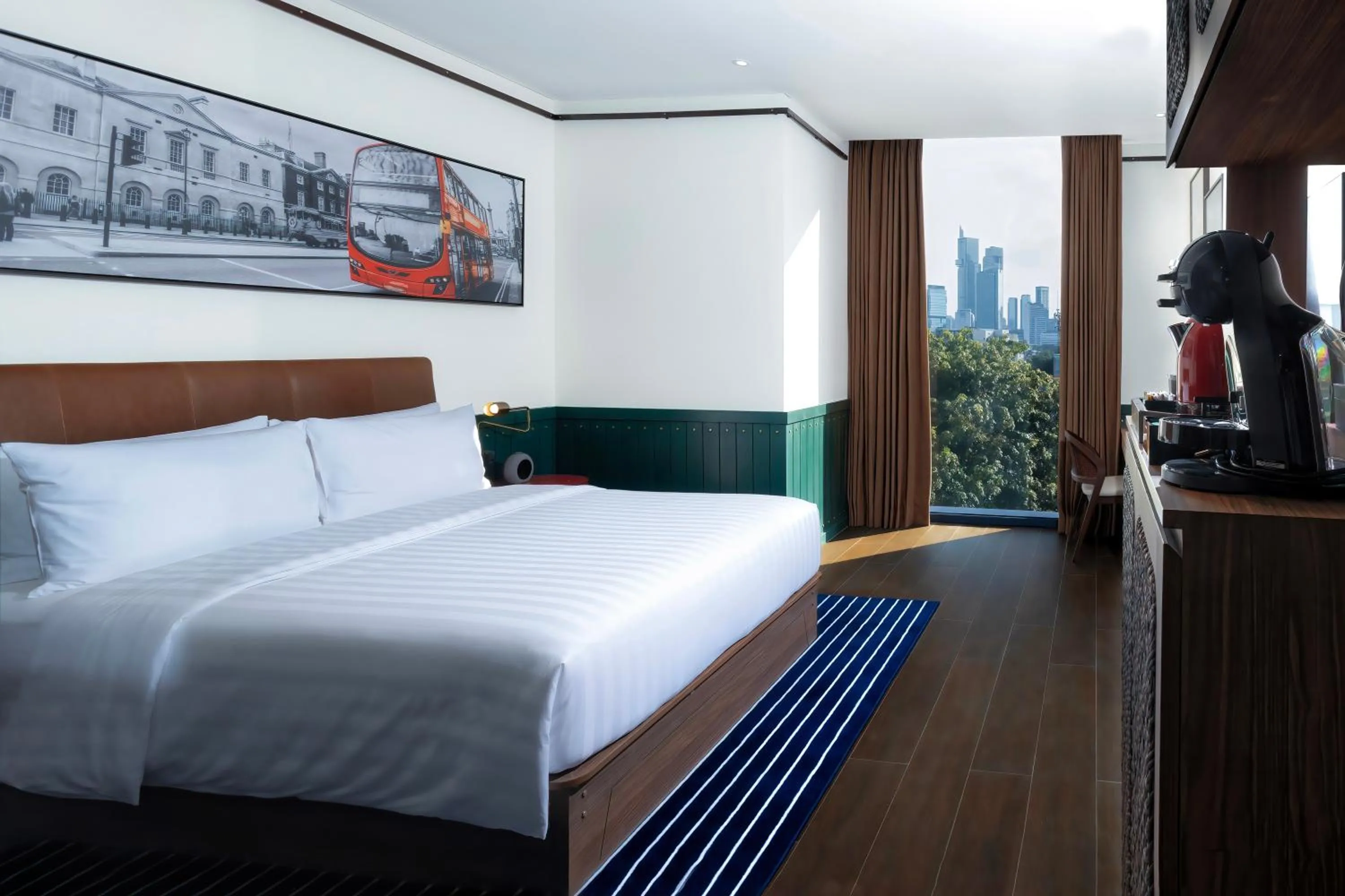 Bedroom, Bed in Ashley Tugu Tani Menteng