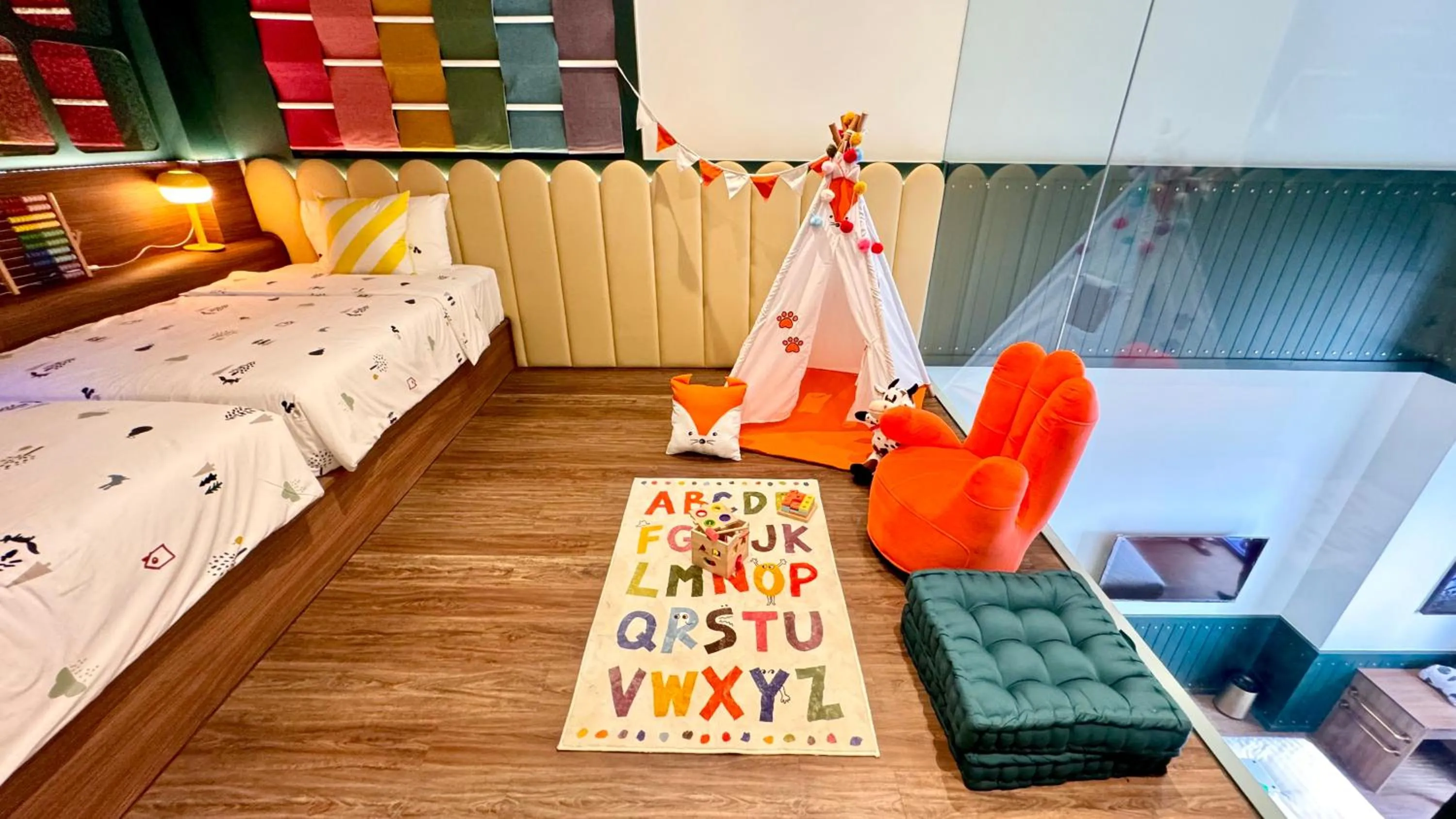 Bedroom, Bed in Ashley Tugu Tani Menteng