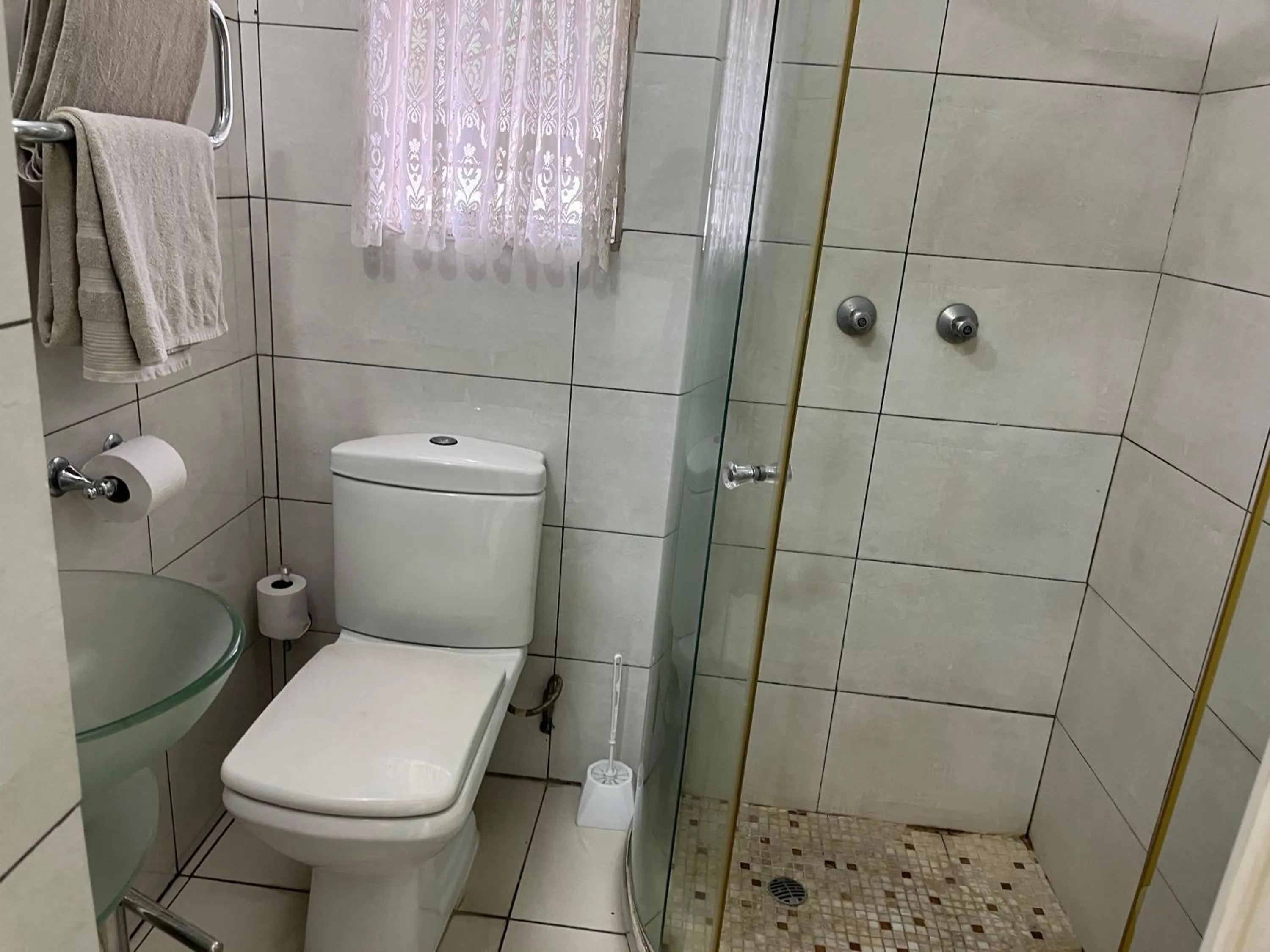 Bathroom in Sleepers Villa Guesthouse