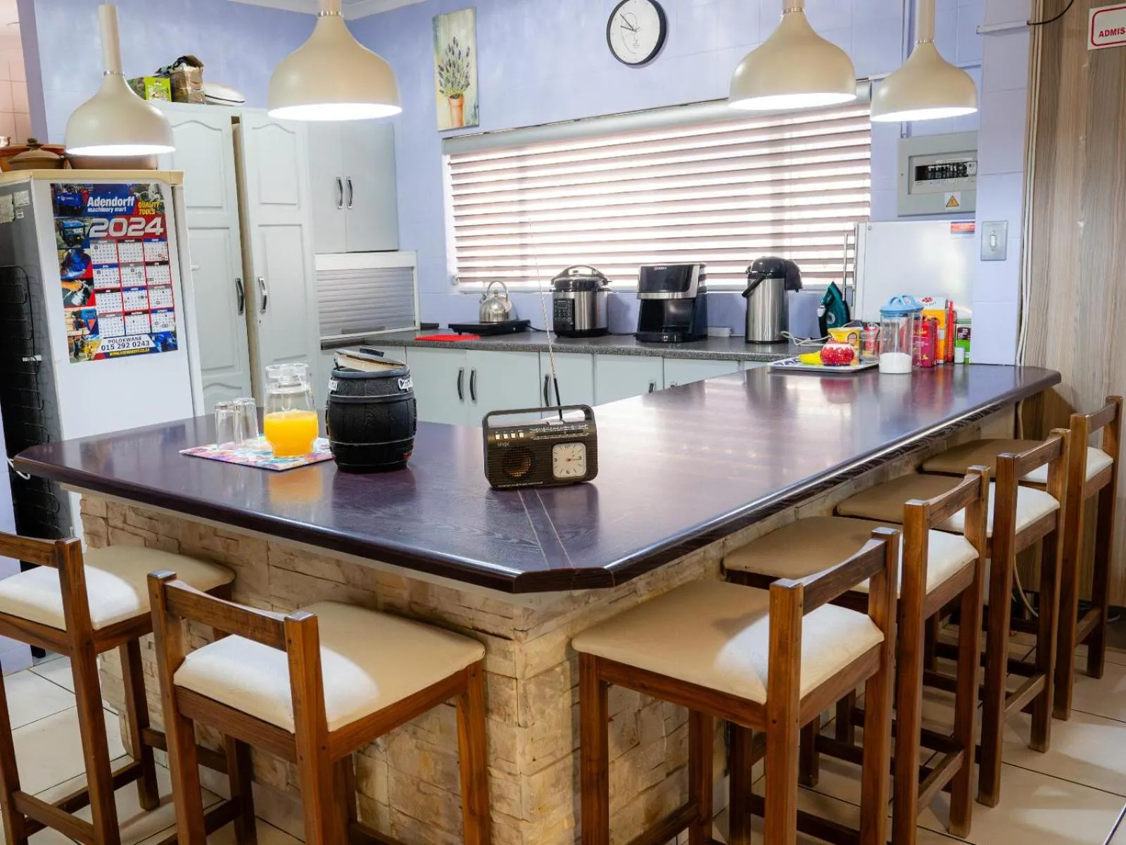 Dining area in Sleepers Villa Guesthouse
