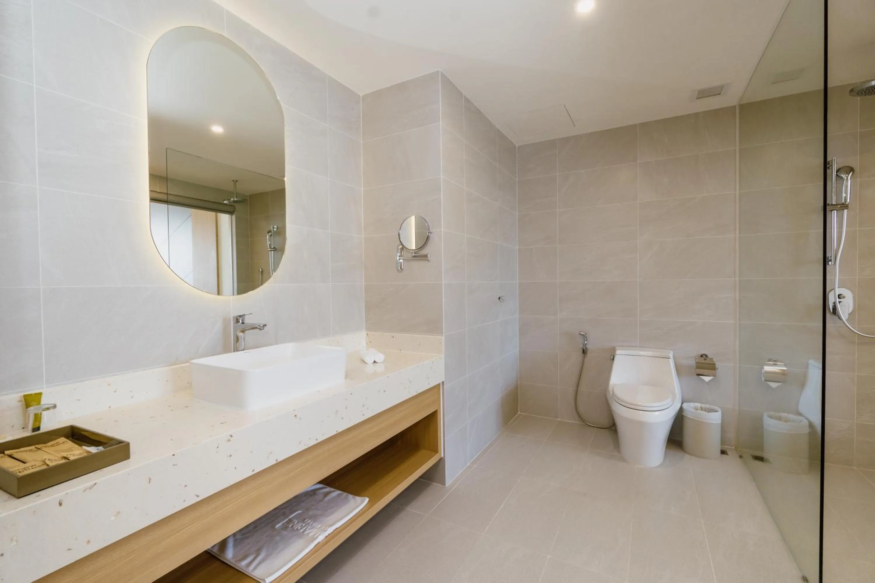 Toilet in Aquamarine Cam Ranh By Swandor - All Inclusive