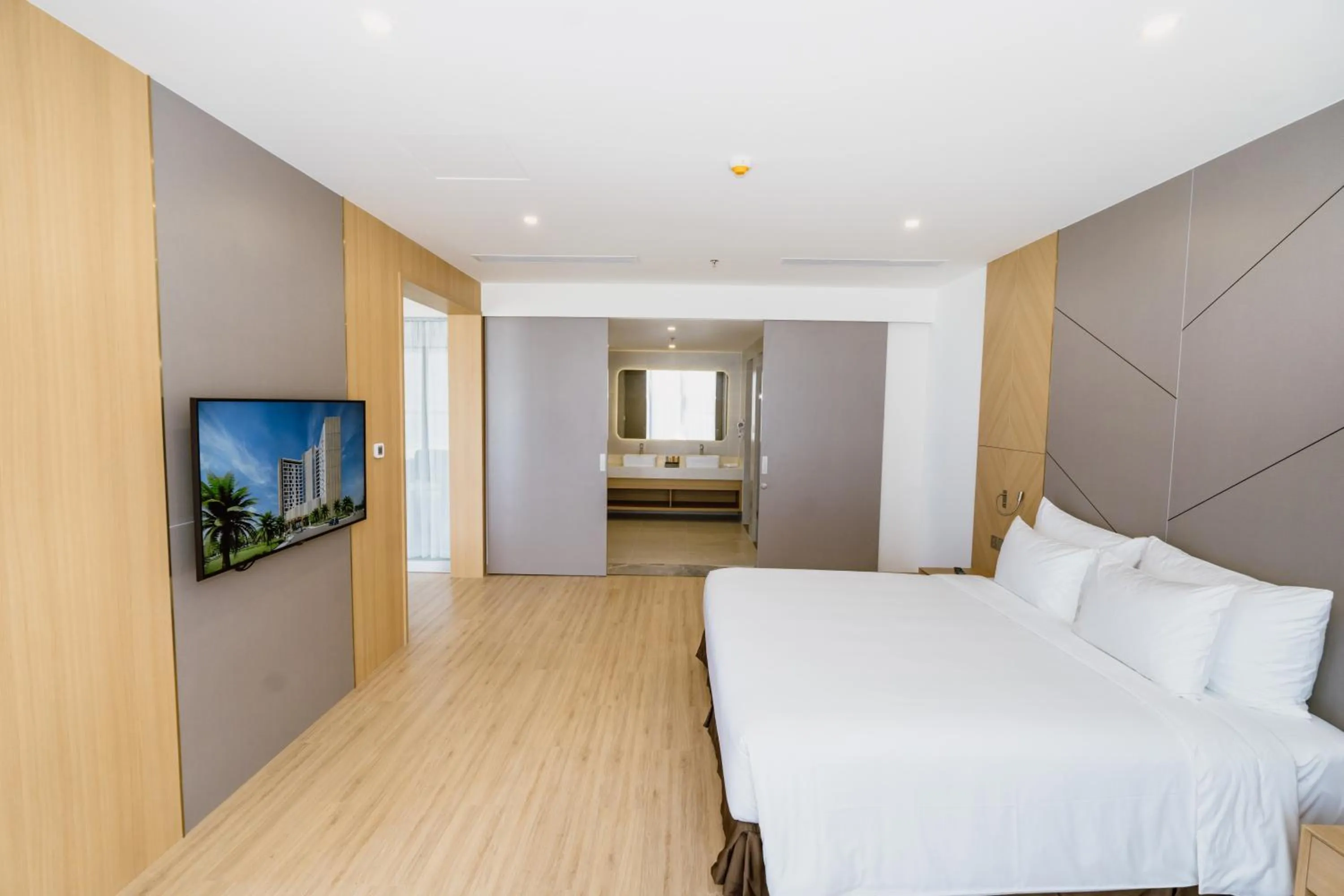 Bedroom, Bed in Aquamarine Cam Ranh By Swandor - All Inclusive