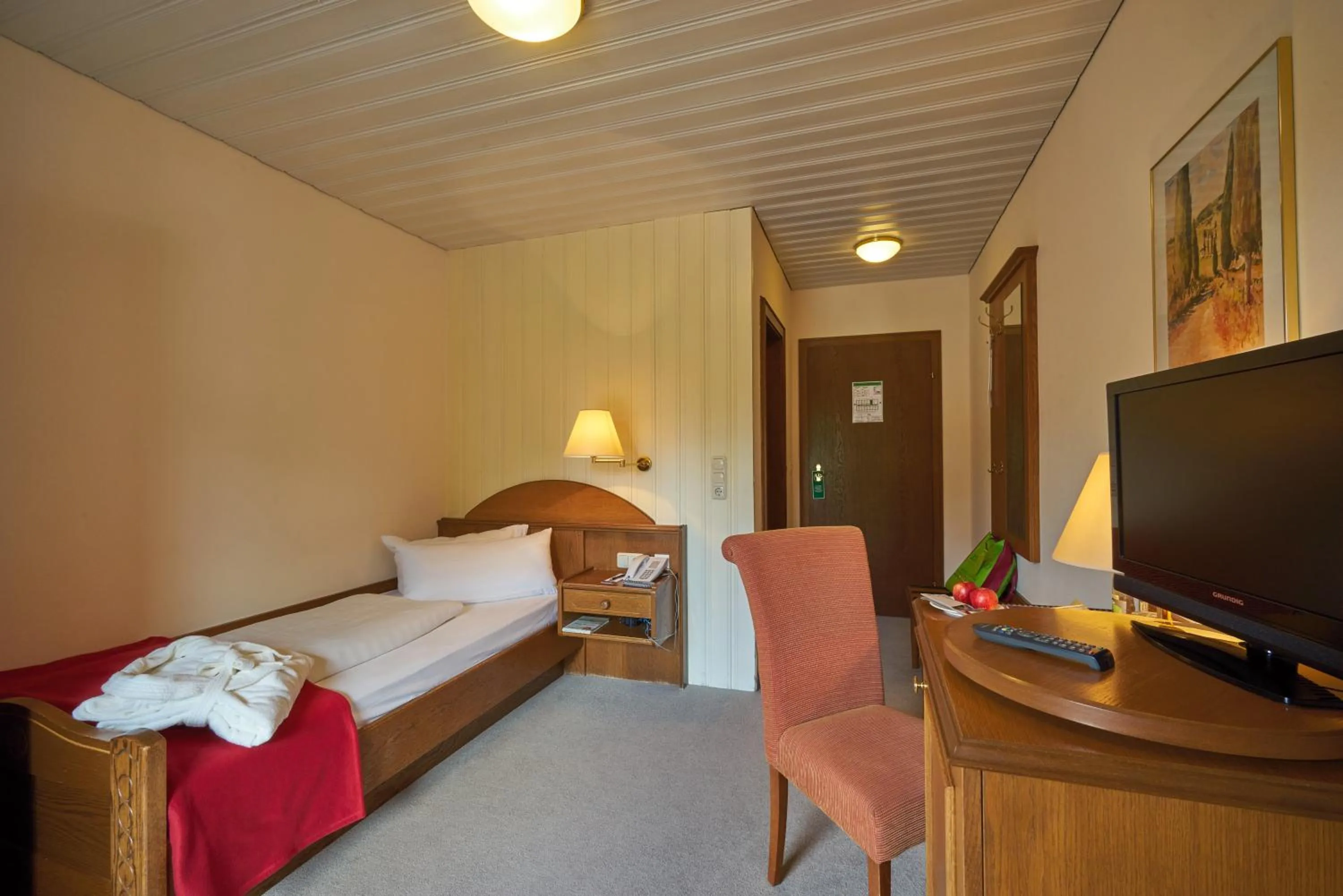 TV and multimedia, Bed in Wellnesshotel Zum Koch