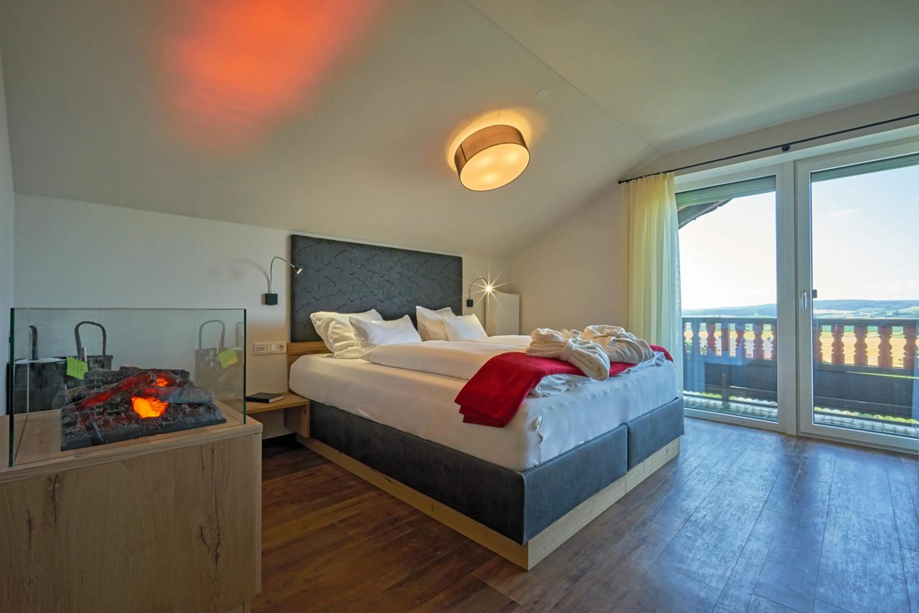 Balcony/Terrace, Bed in Wellnesshotel Zum Koch