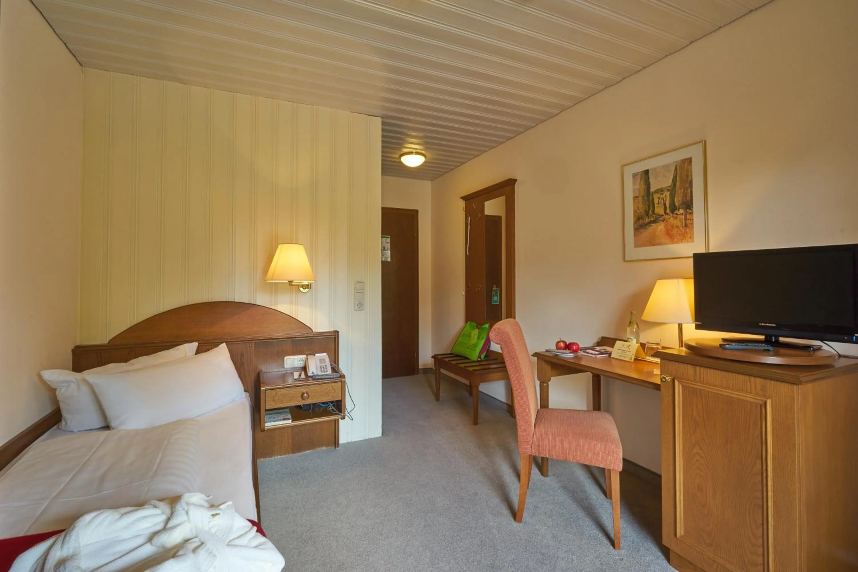 TV and multimedia, Bed in Wellnesshotel Zum Koch