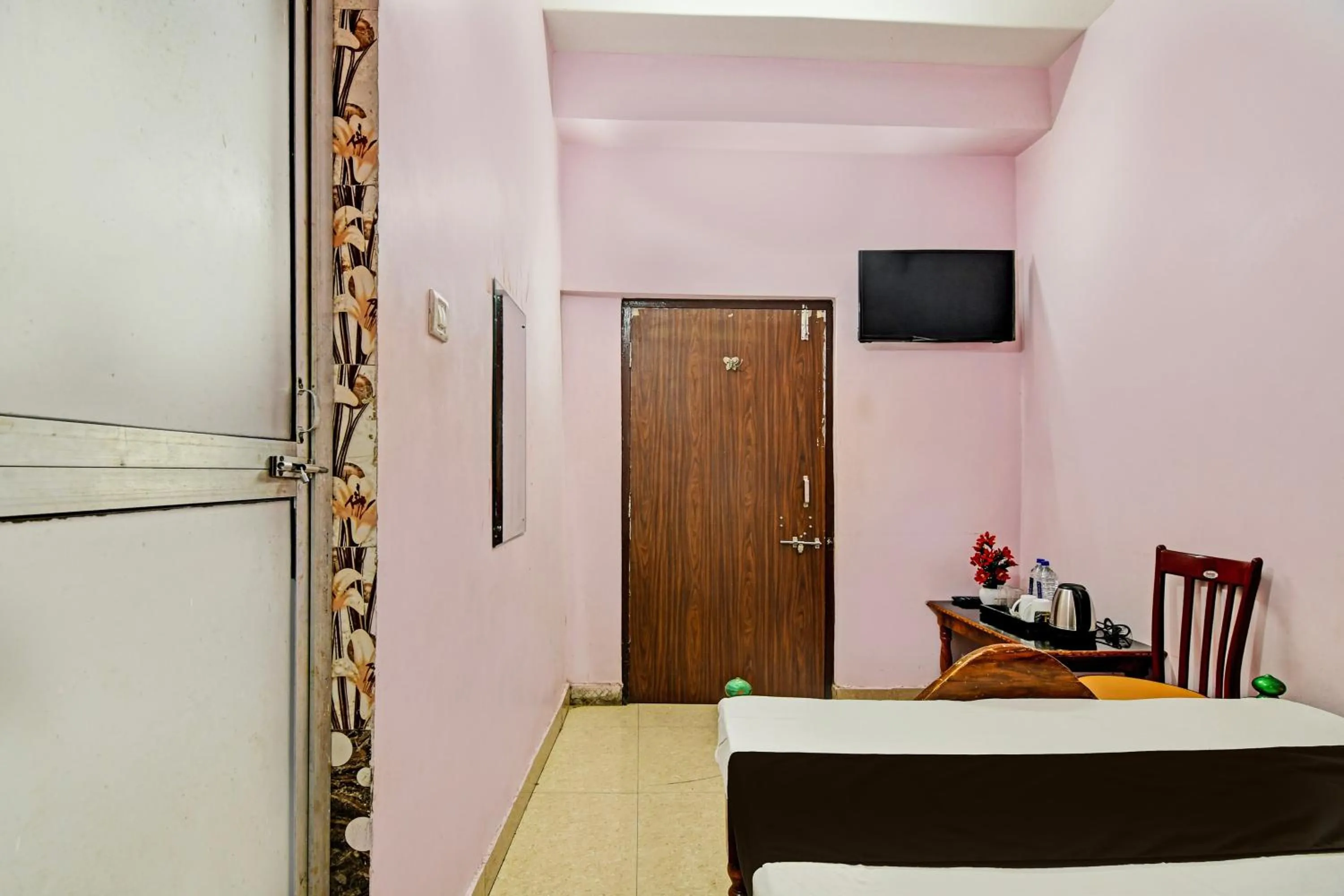 Bedroom in Hotel O Mahalaxmi lodge