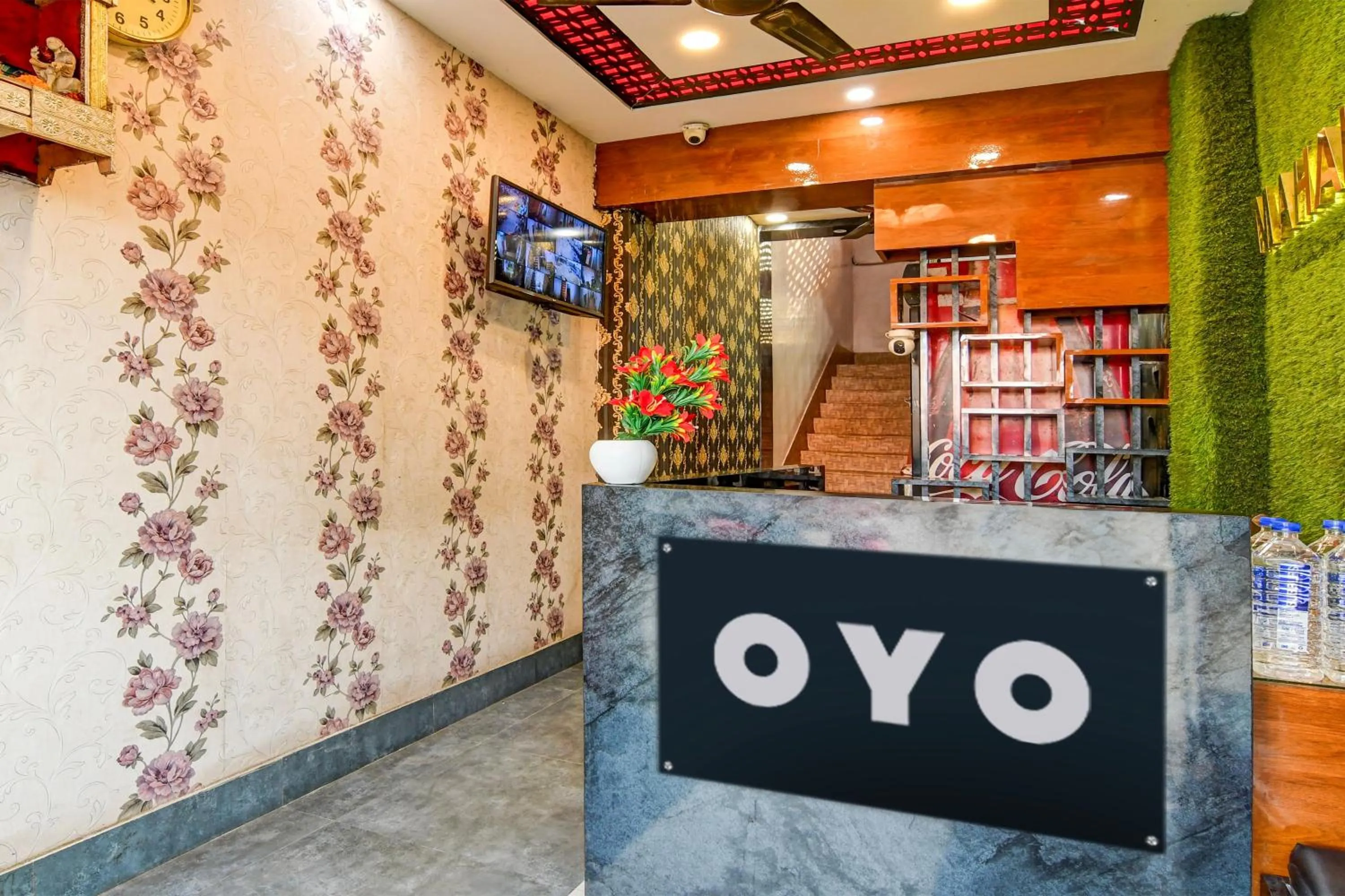 Lobby or reception in Hotel O Mahalaxmi lodge