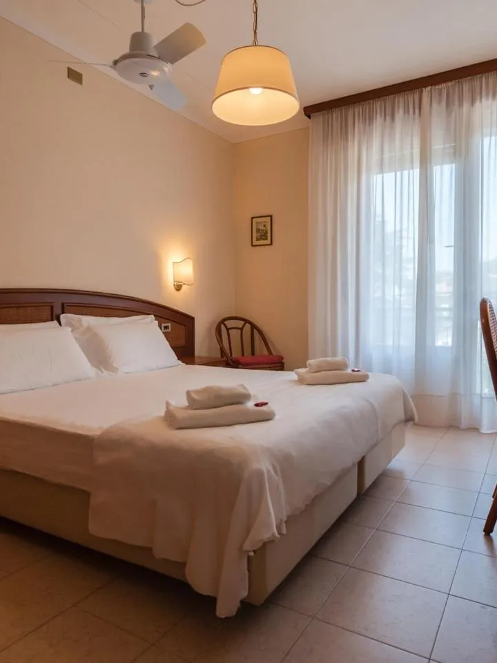 Bed in Hotel Gabbiano - Garda Lake Collection