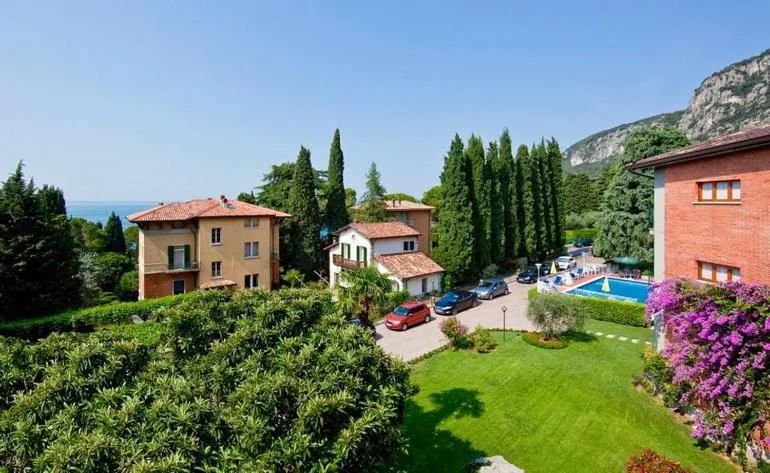 Property building in Hotel Gabbiano - Garda Lake Collection