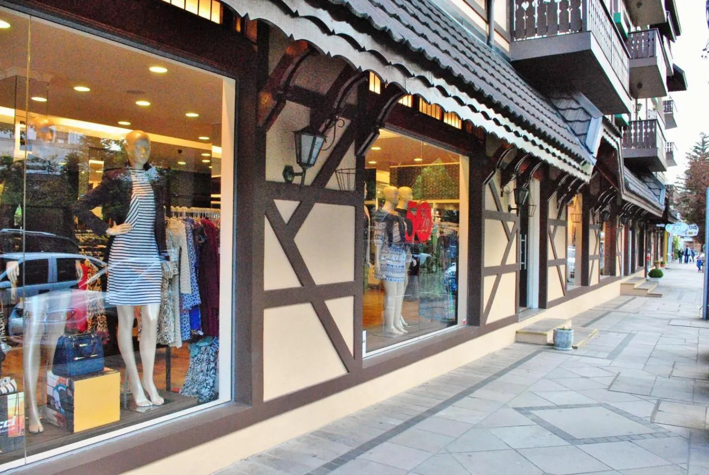 Property building in Apartamento Alto da Serra - 024