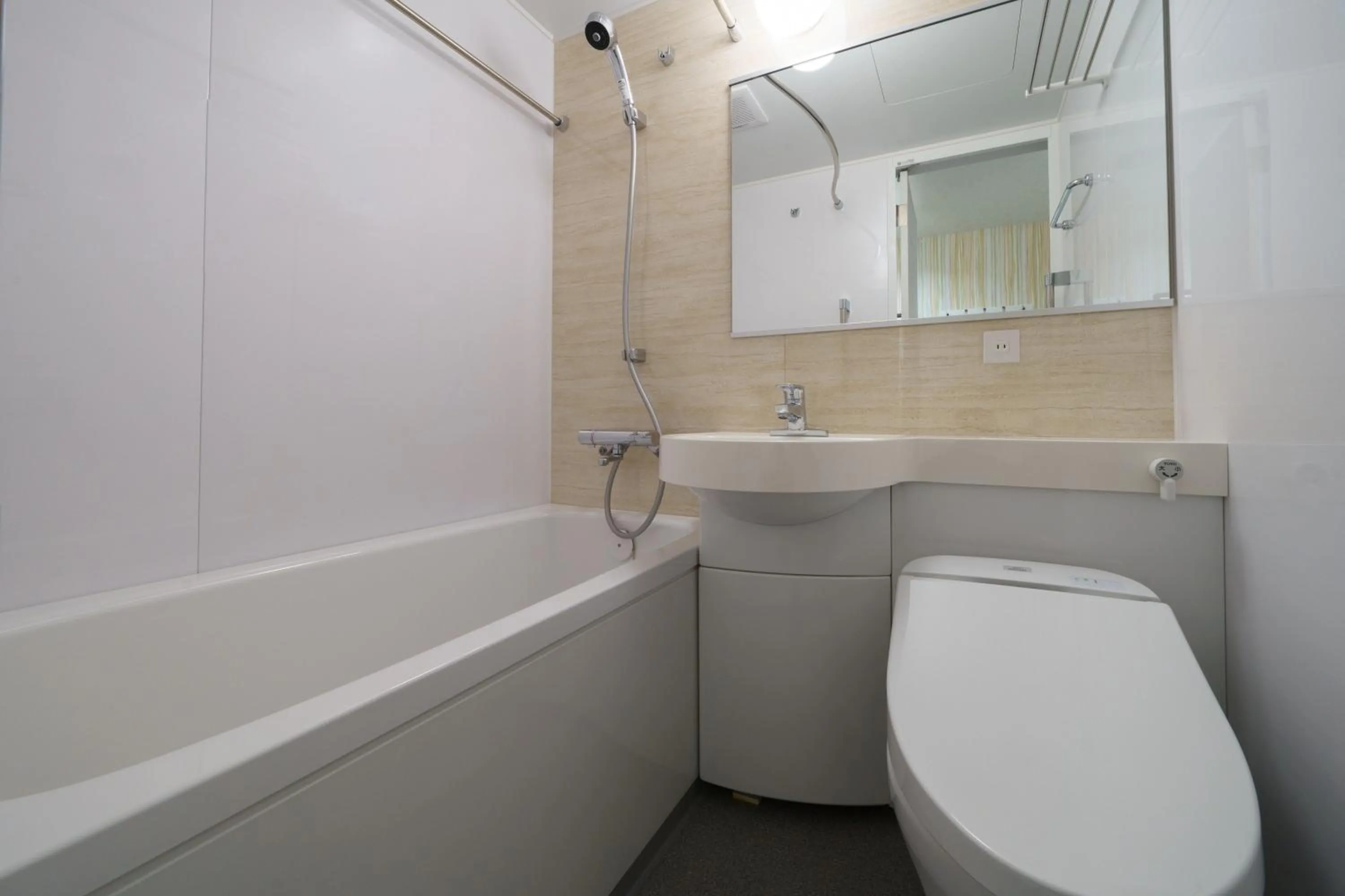 Shower in Hotel Centmain Nagoya