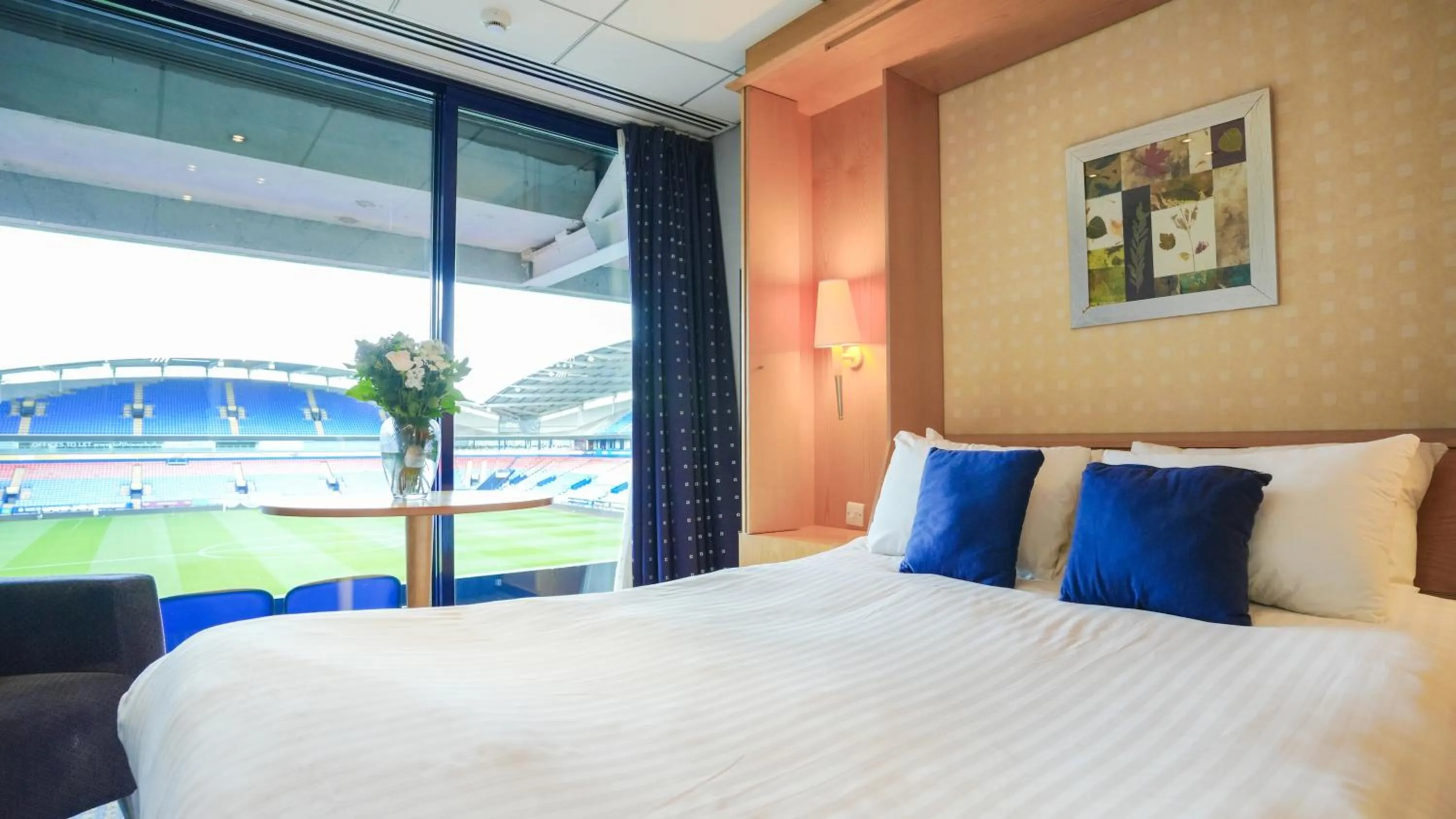 Bedroom, Bed in The Bolton Stadium Hotel, a member of Radisson Individuals