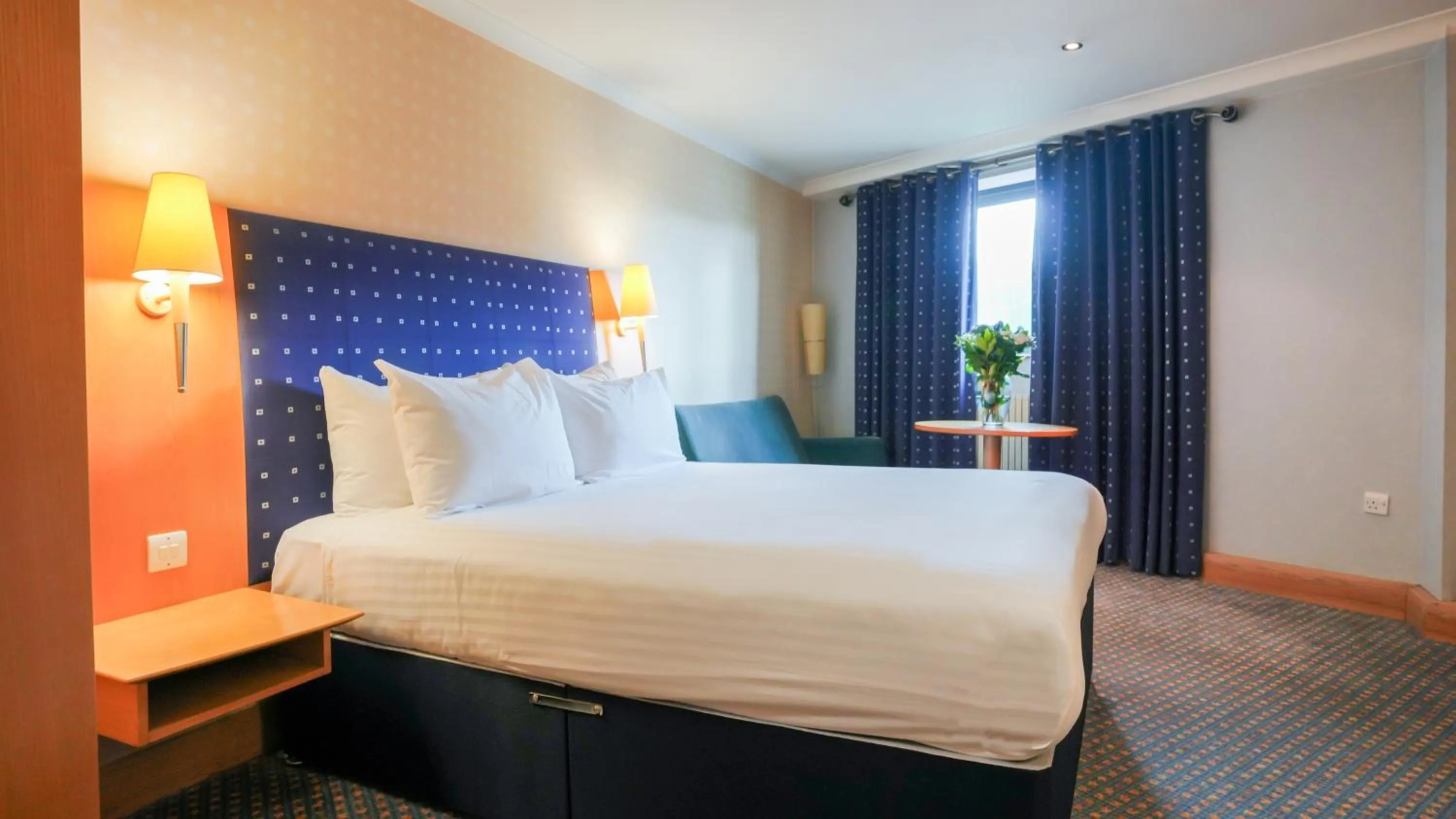 Bedroom, Bed in The Bolton Stadium Hotel, a member of Radisson Individuals