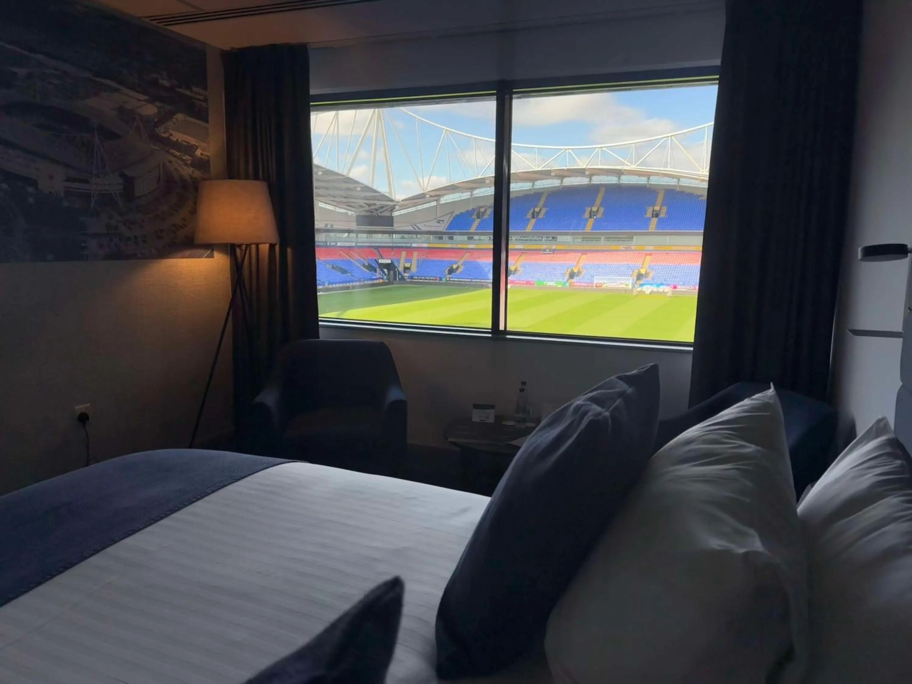 Bedroom, Bed in The Bolton Stadium Hotel, a member of Radisson Individuals