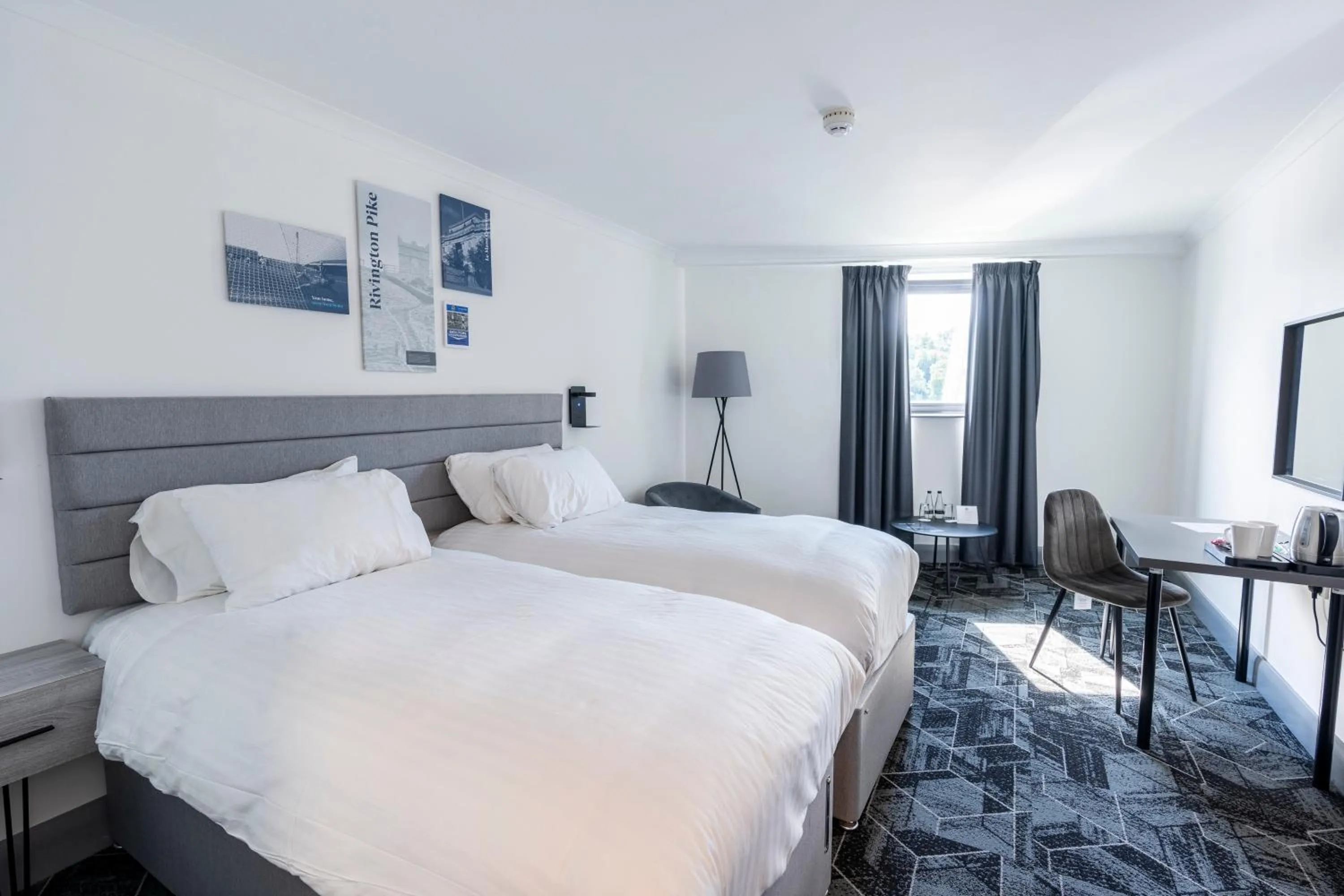 Bedroom, Bed in The Bolton Stadium Hotel, a member of Radisson Individuals