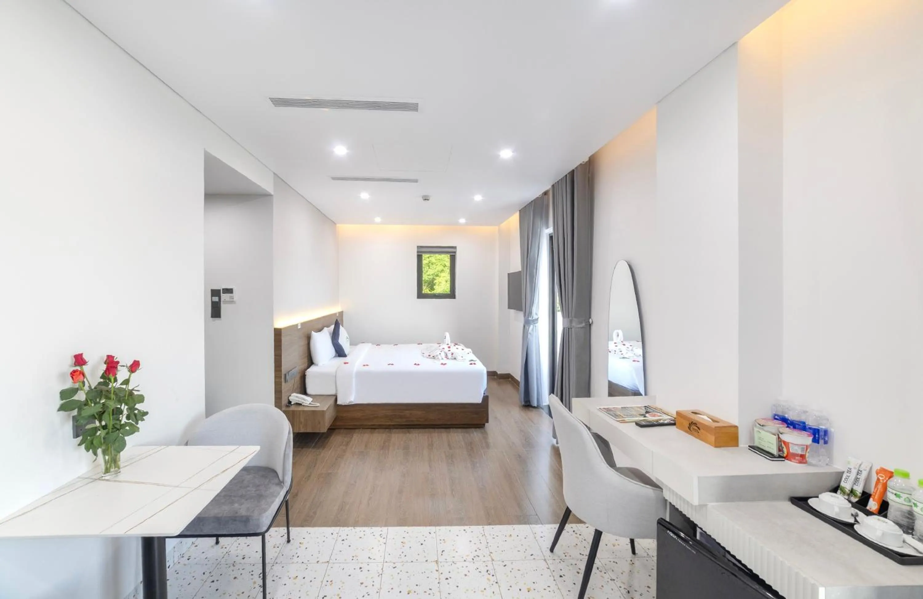 Photo of the whole room, Bed in Green LP Hotel & Apartment