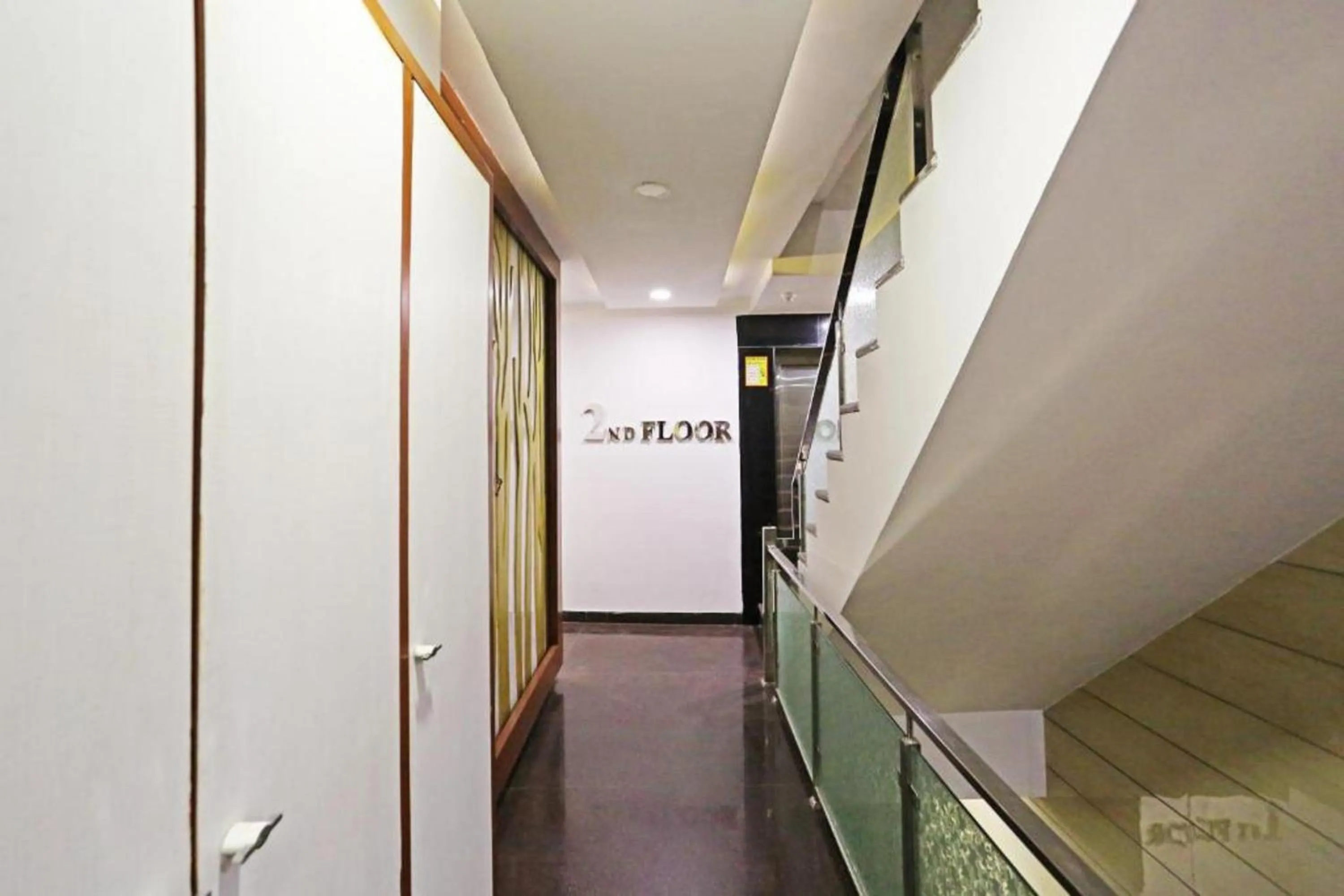 elevator in HOTEL MGM RESIDENCY