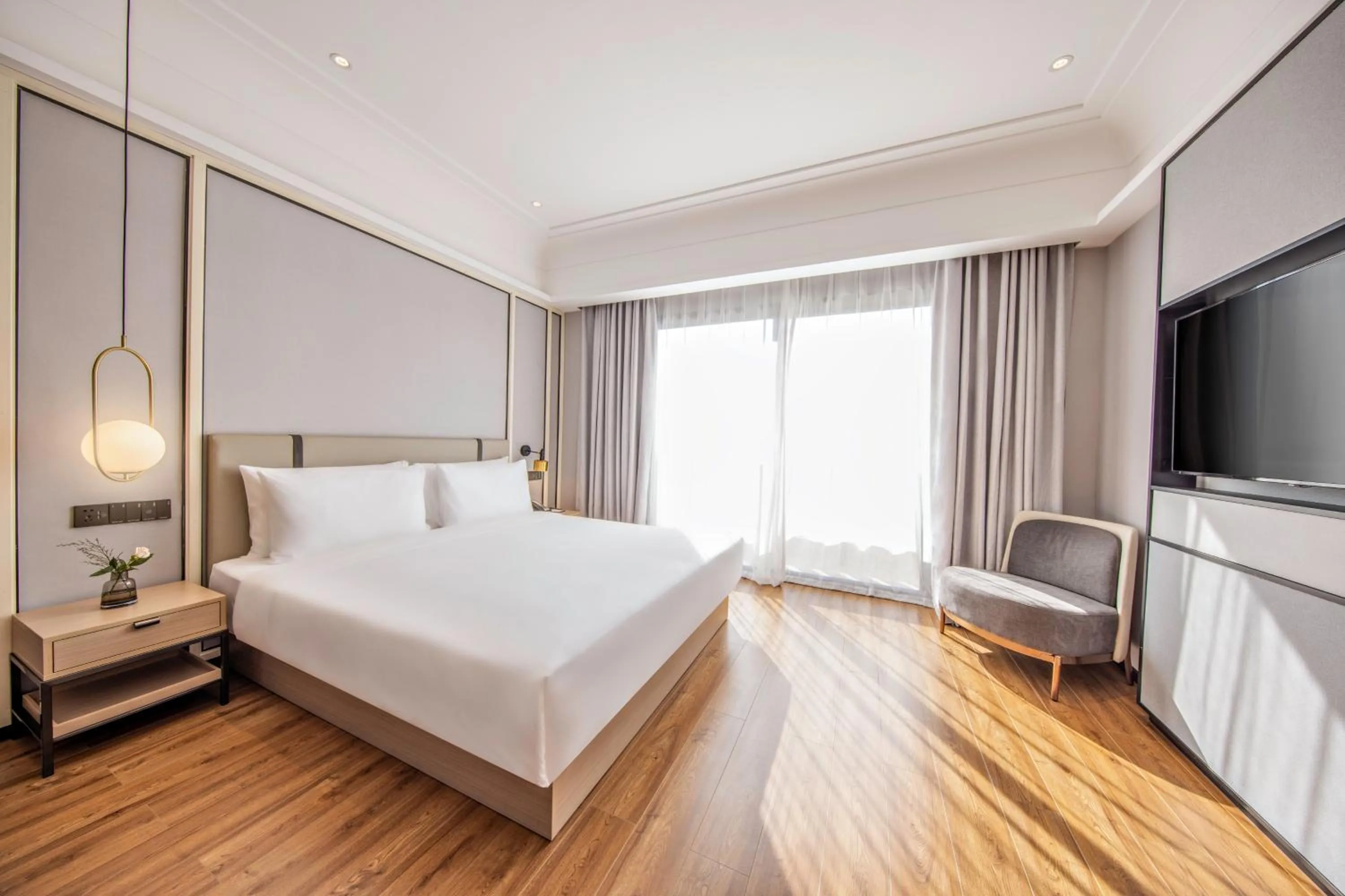 Bed in Marco Polo Hotel