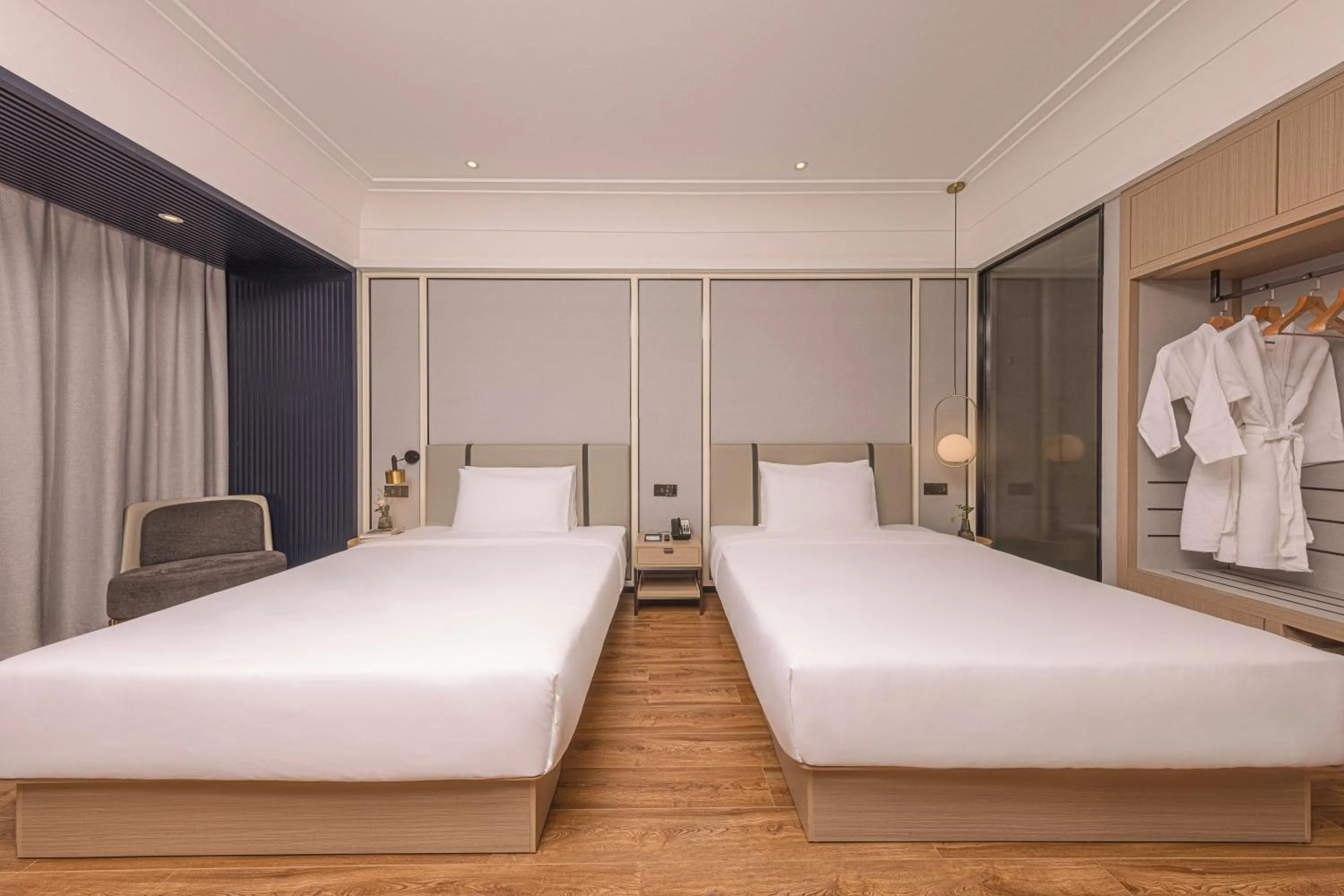 Bed in Marco Polo Hotel