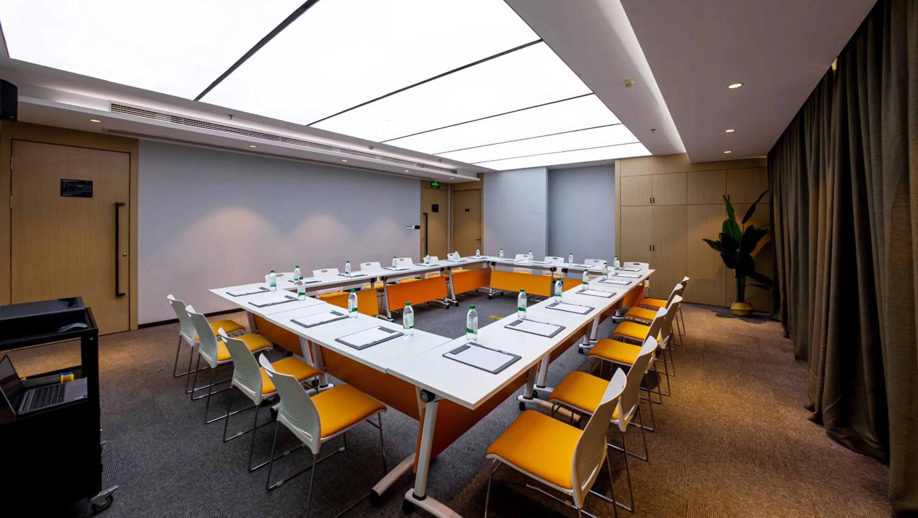 Meeting/conference room in Maxx Phnom Penh Downtown By H World