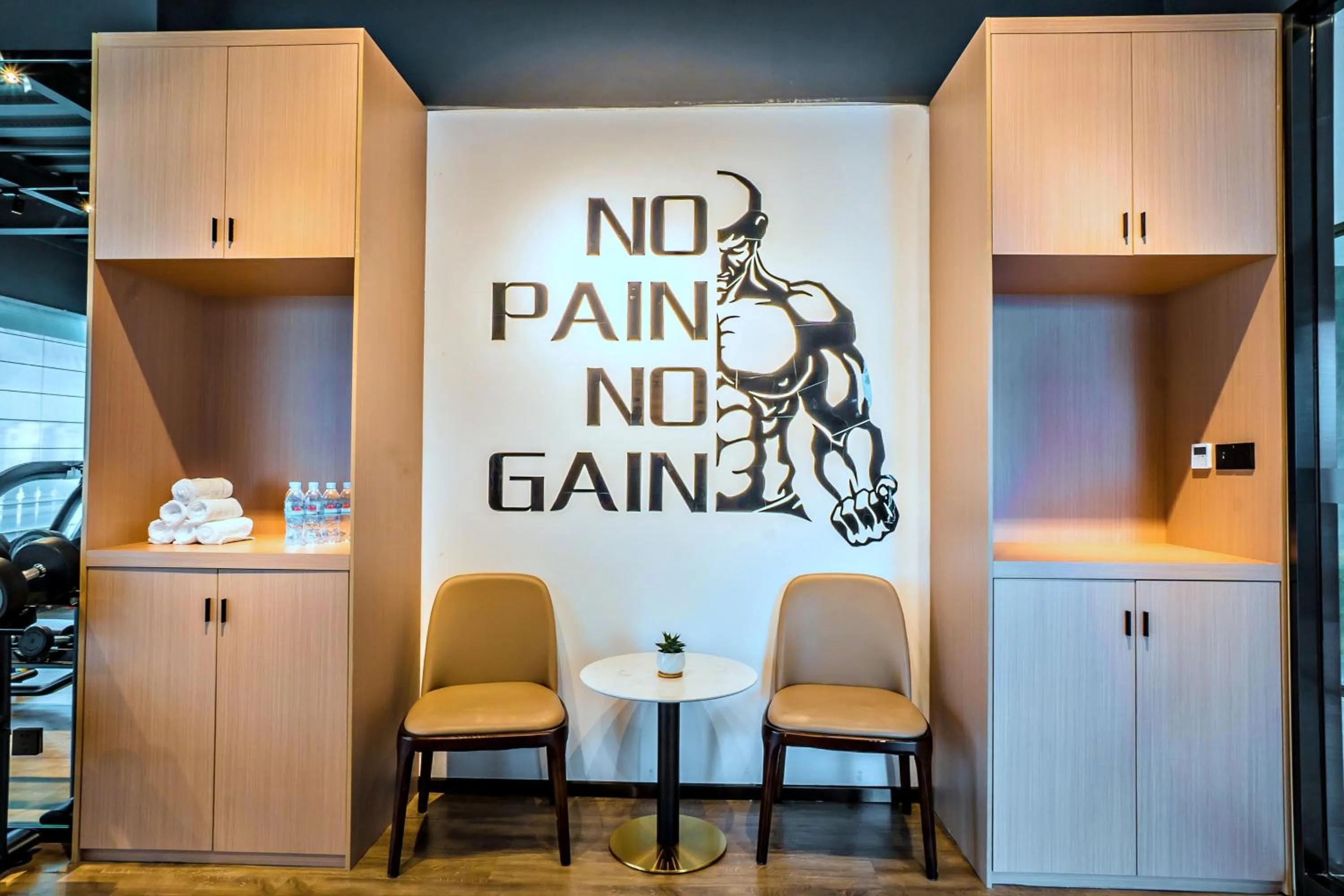 Fitness centre/facilities in Maxx Phnom Penh Downtown By H World